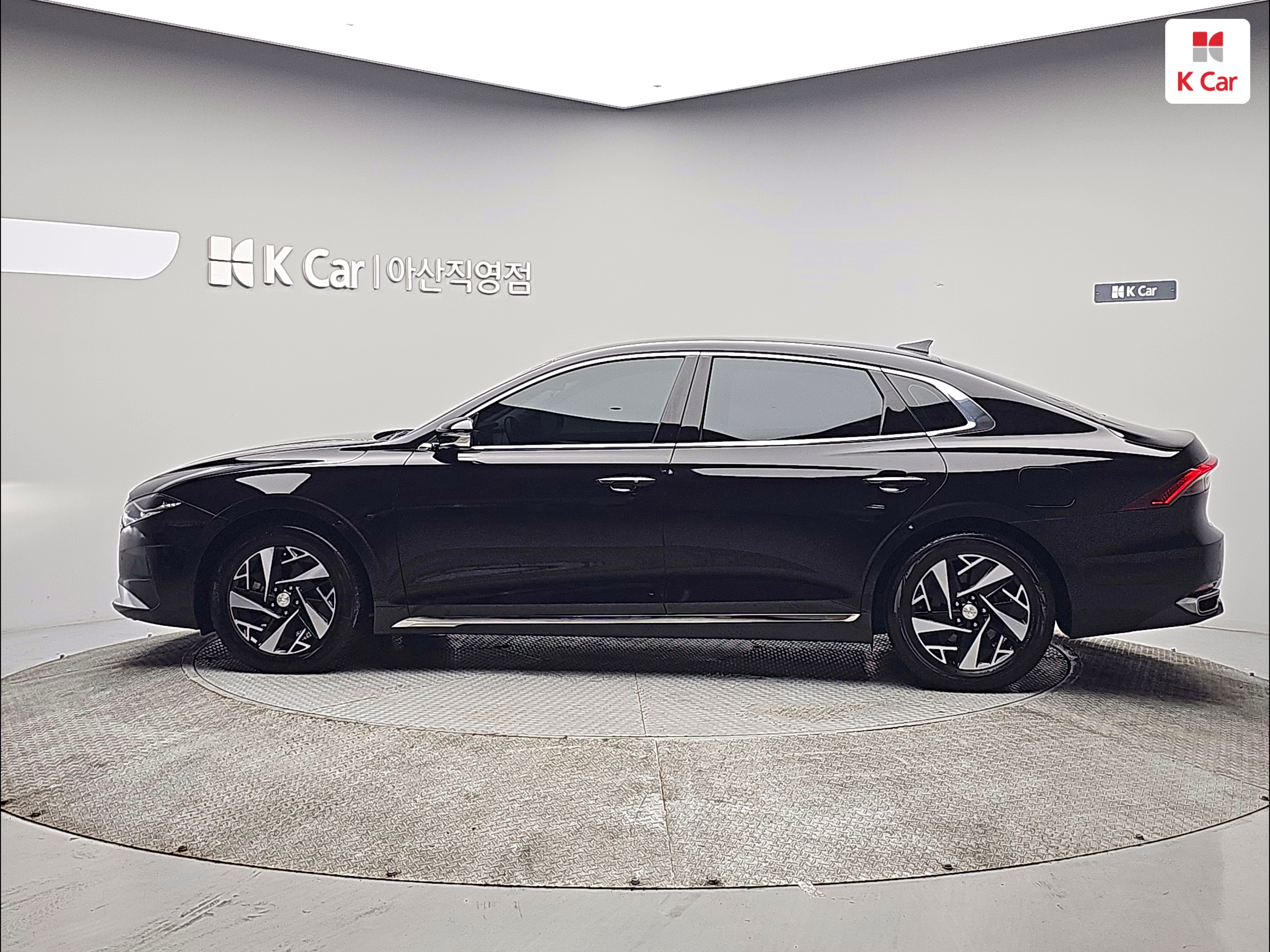 HYUNDAI The New Grandeur IG Hybrid 2.4 HEV