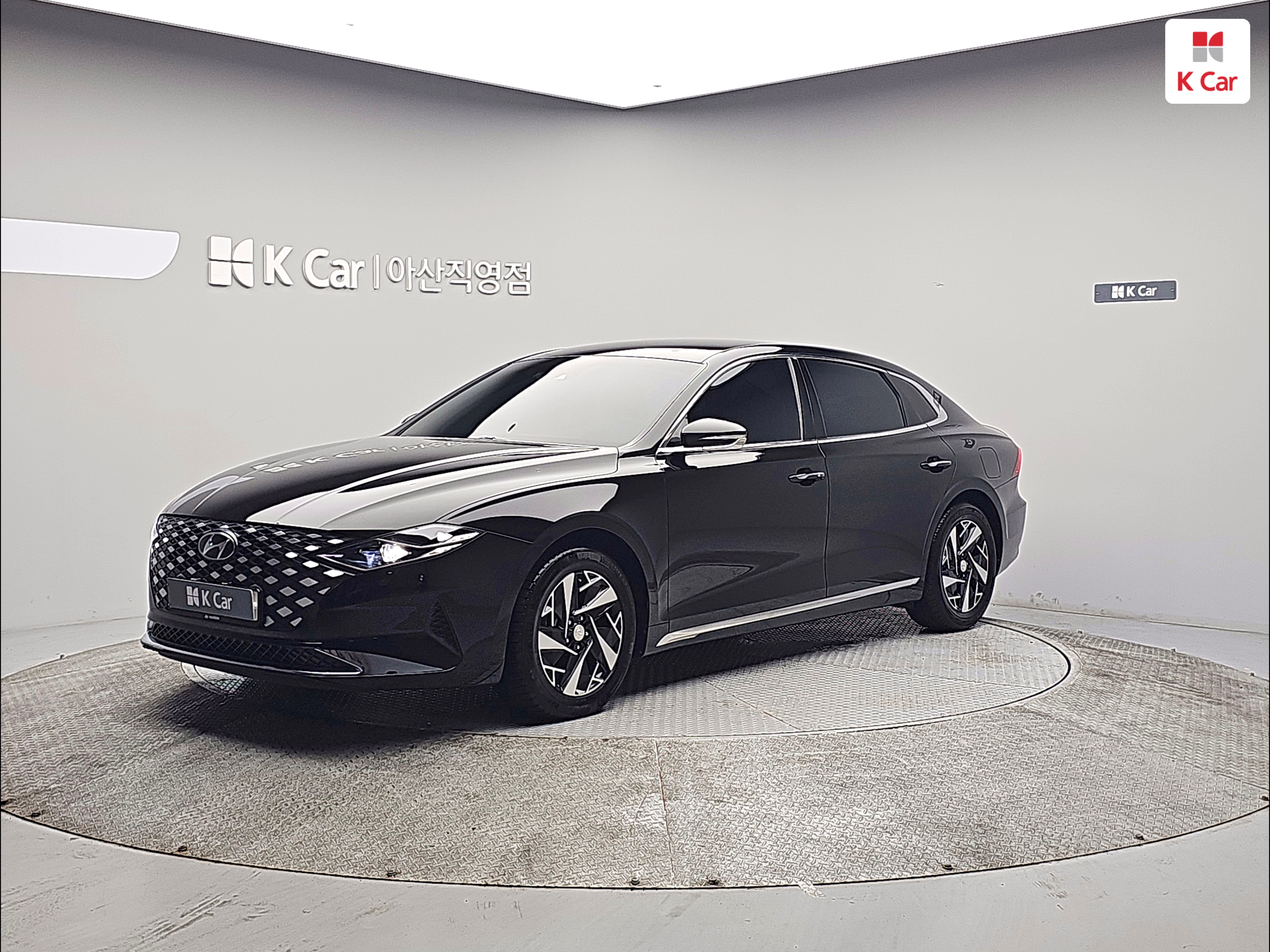 HYUNDAI The New Grandeur IG Hybrid 2.4 HEV