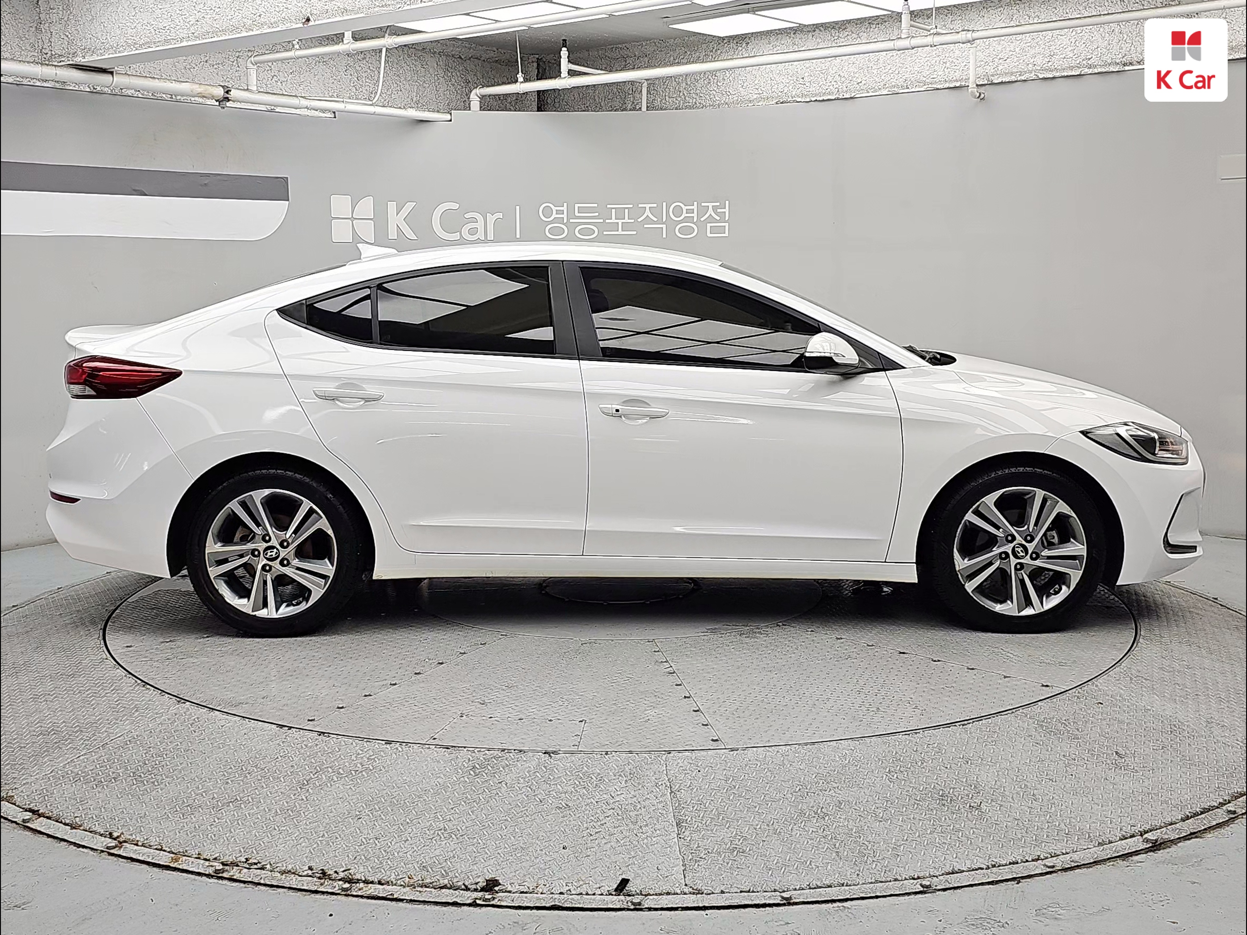HYUNDAI Avante AD 1.6 GDI