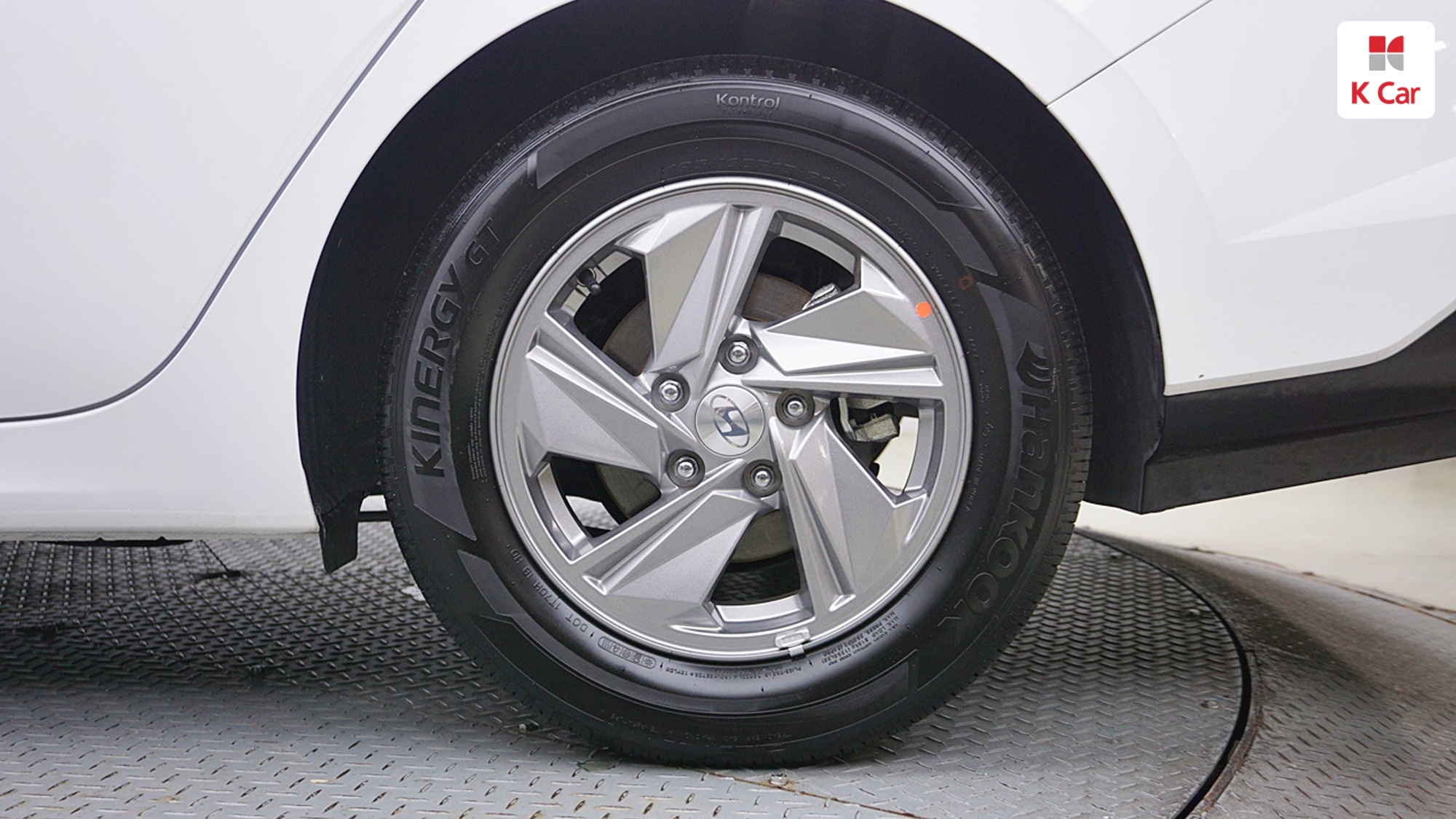 Hyundai Avante бензин 1.6, миниатюра 7
