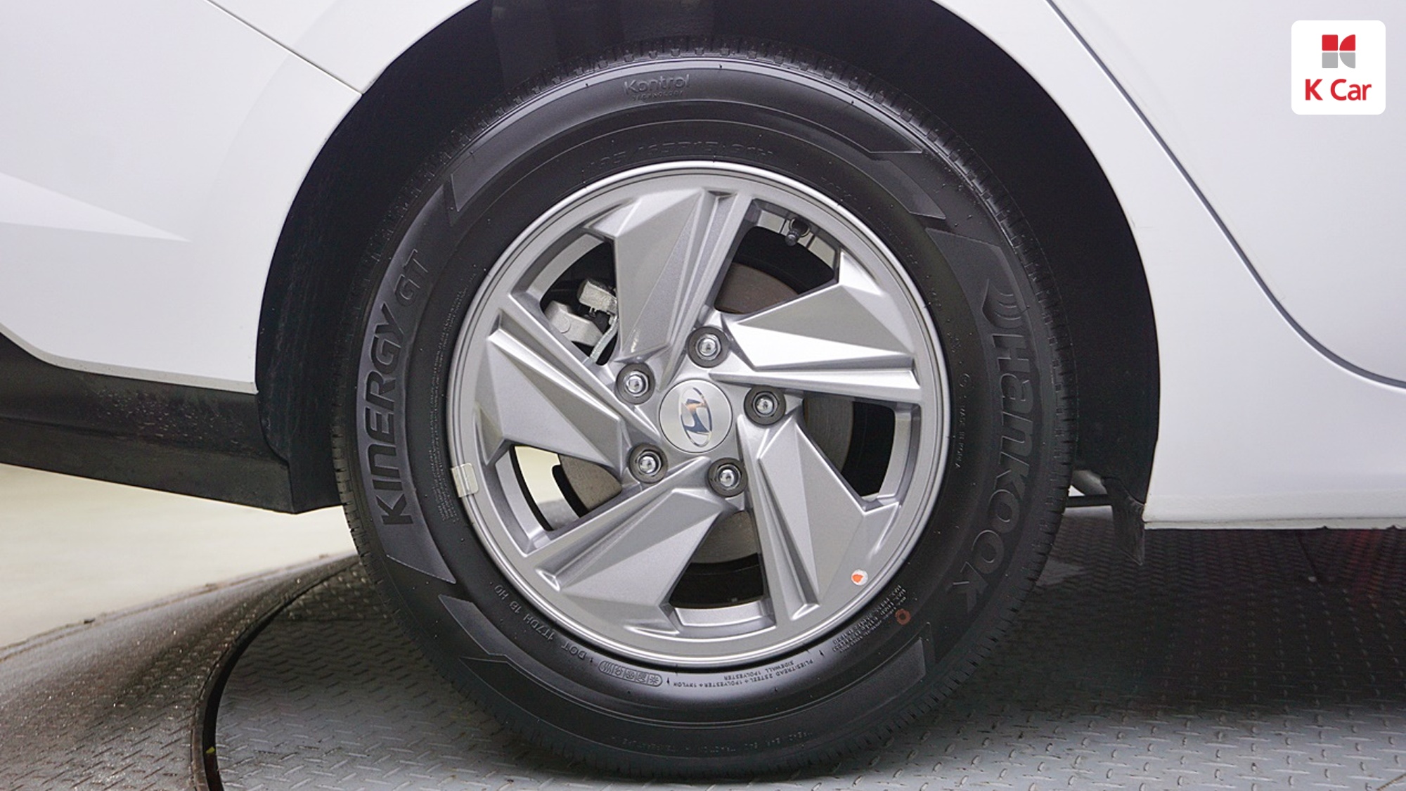 Hyundai Avante бензин 1.6, миниатюра 9