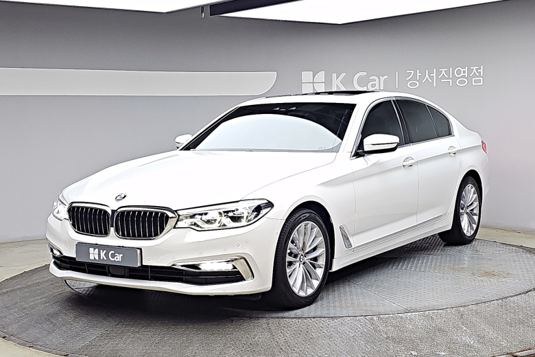 BMW 5 (G30) 530i