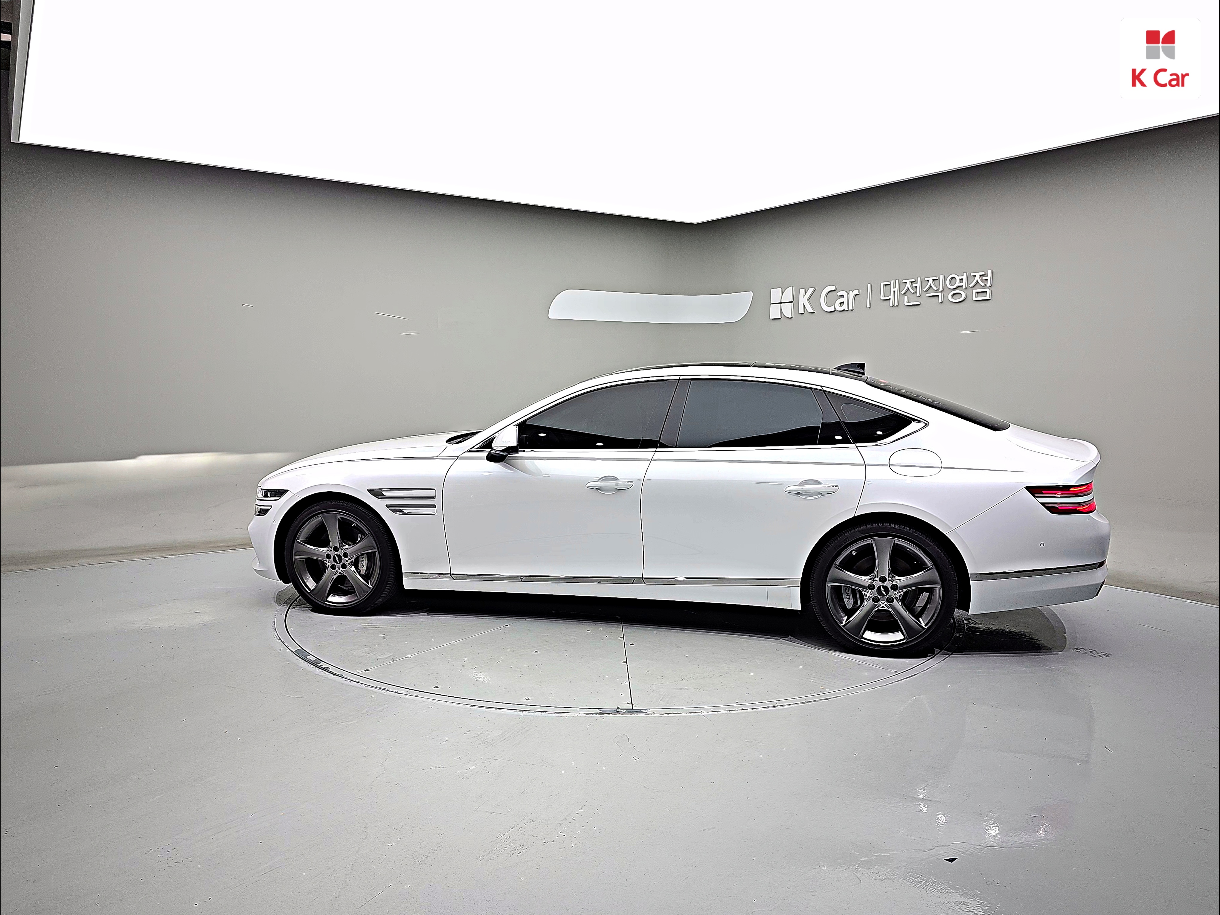 GENESIS The All New G80 Gasoline 2.5 AWD