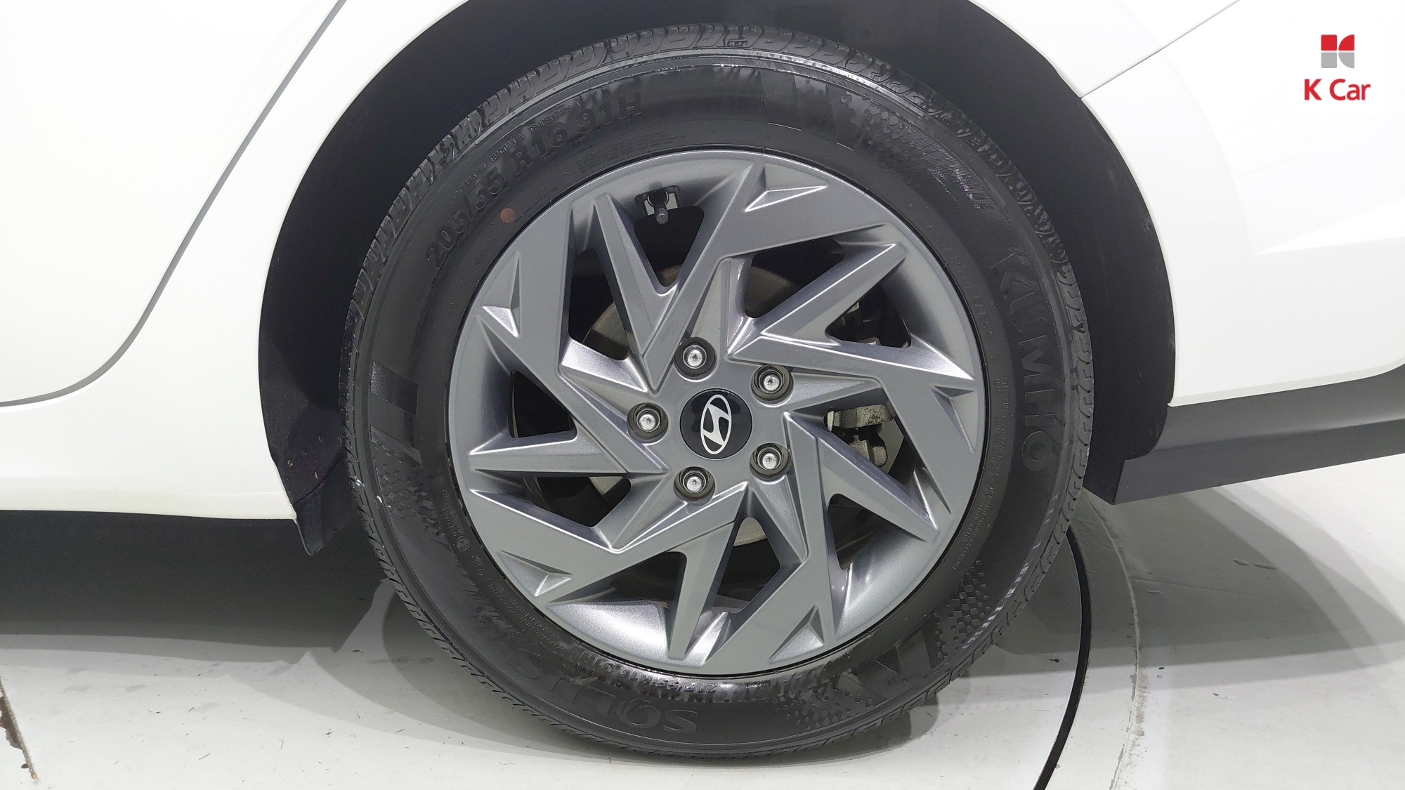 Hyundai Avante Inspiration, миниатюра 3