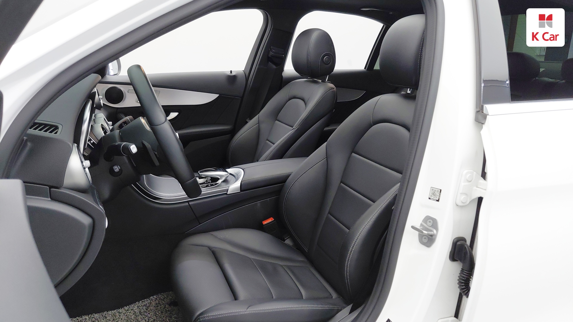 Mercedes-Benz C-Class C200 AMG Line, миниатюра 23
