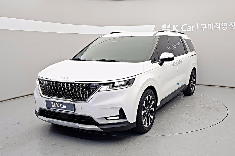 Kia Carnival дизель 2.2 (9 мест) Prestige