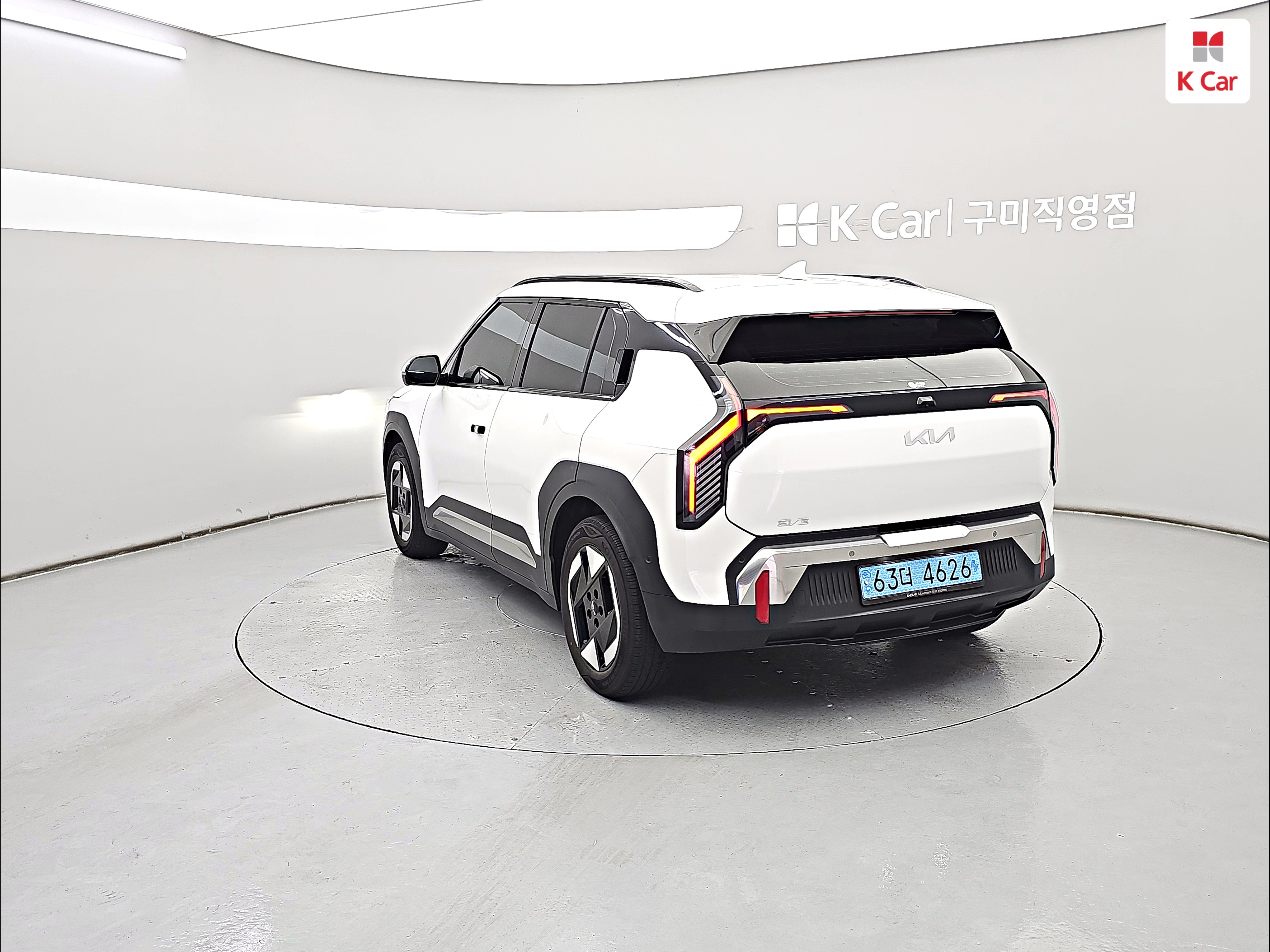 기아 EV3 롱 레인지 2WD 어스
