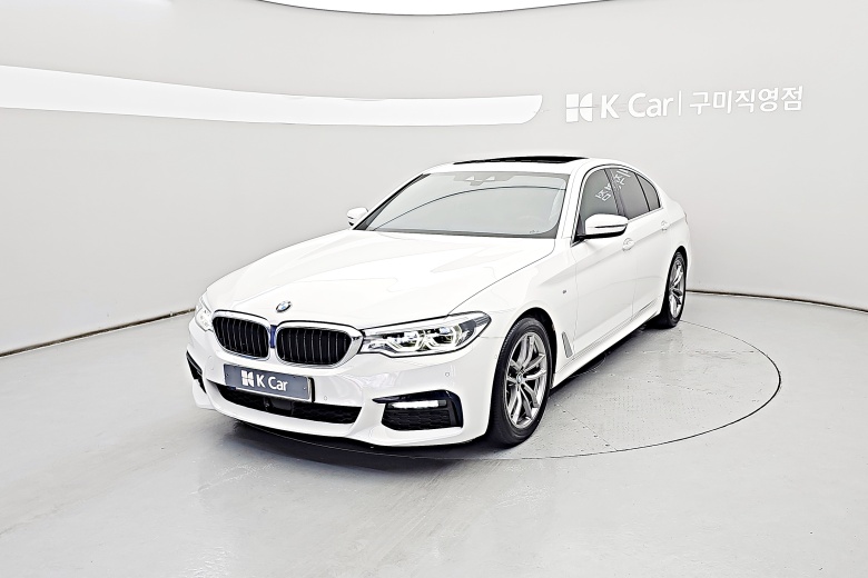 BMW 5 (G30) 520i M