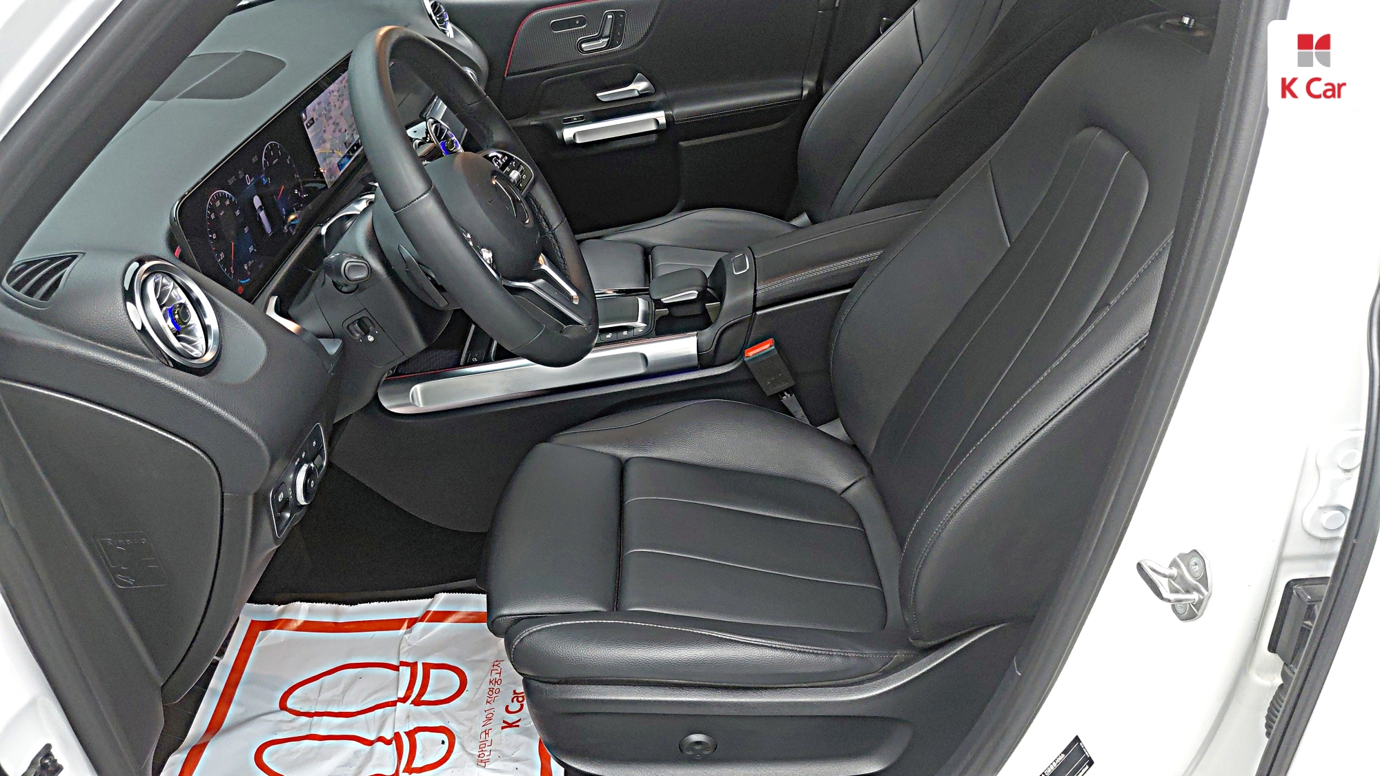 Mercedes-Benz GLB GLB220, миниатюра 22