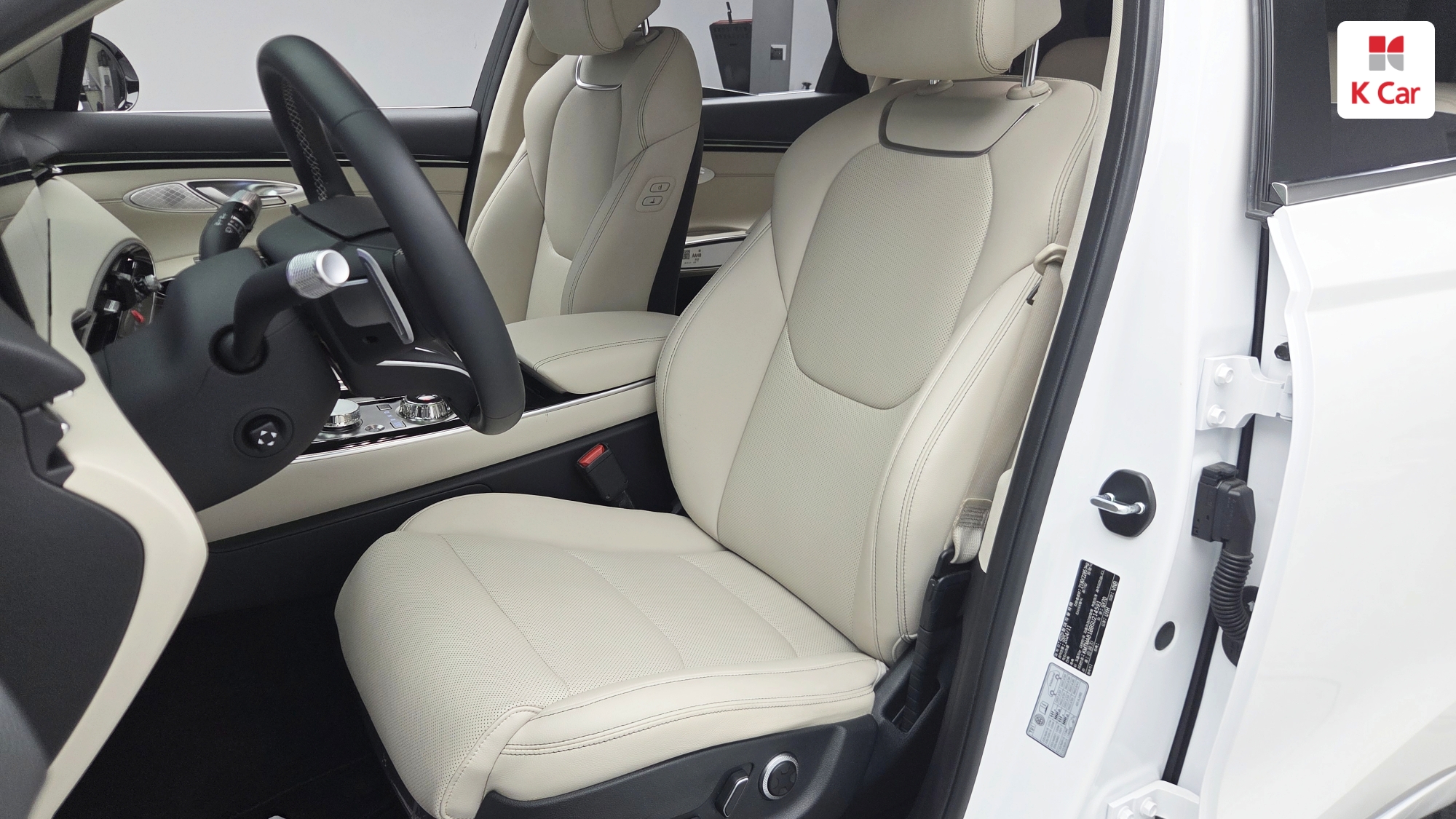 Genesis GV70 бензин Turbo 2.5 2WD, миниатюра 3