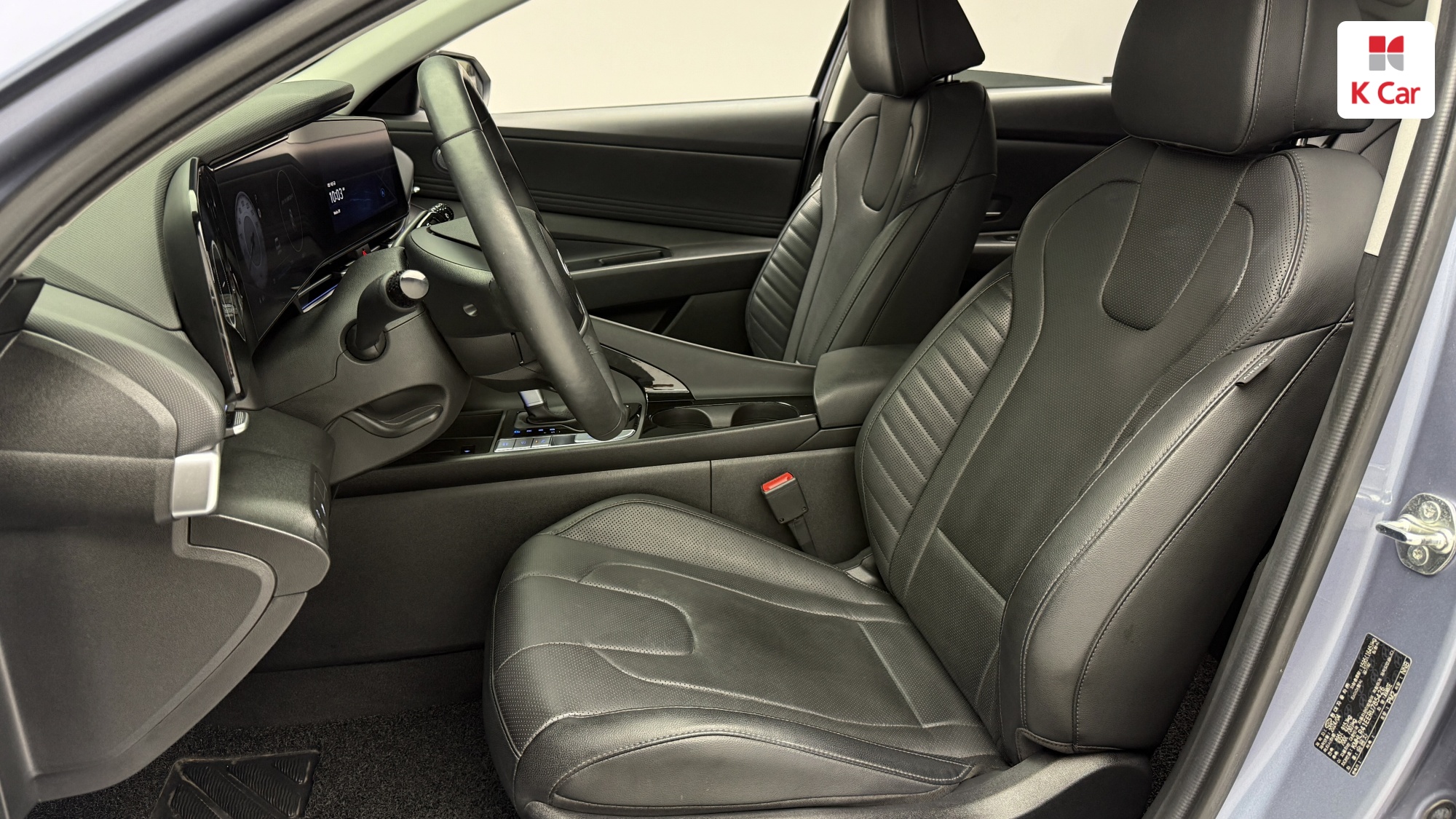Hyundai Avante бензин 1.6 Inspiration, миниатюра 3