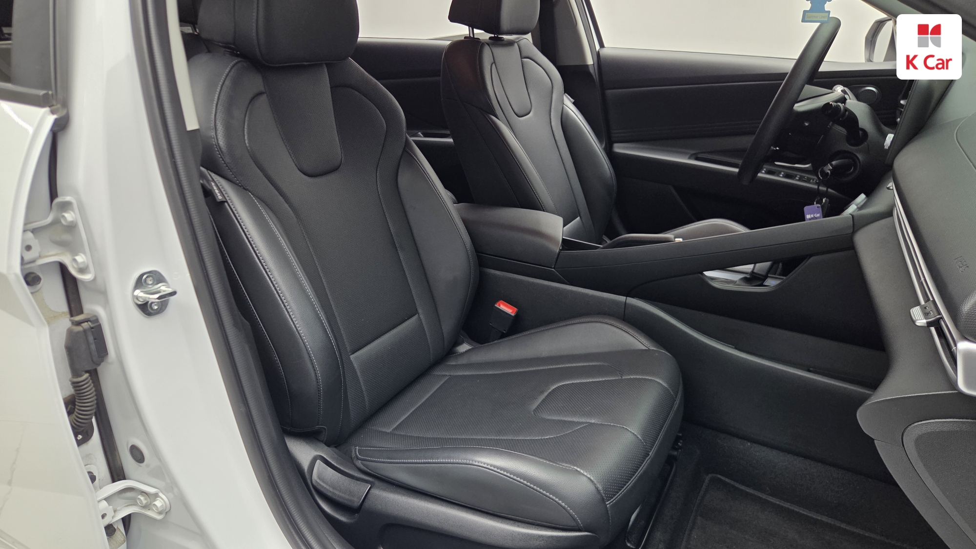 Hyundai Avante бензин 1.6, миниатюра 4