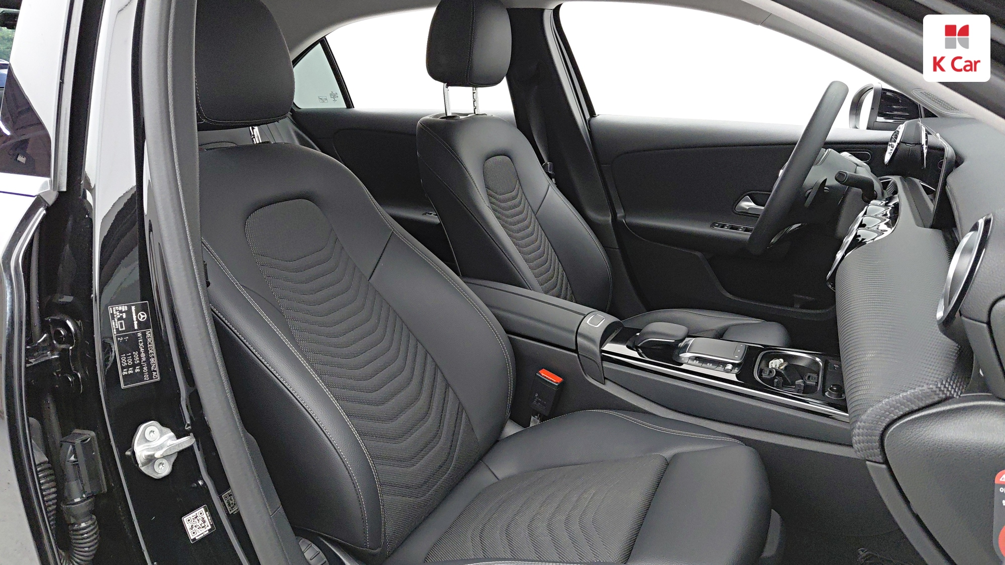 Mercedes-Benz A-Class бензин 4WD A250 4MATIC, миниатюра 9