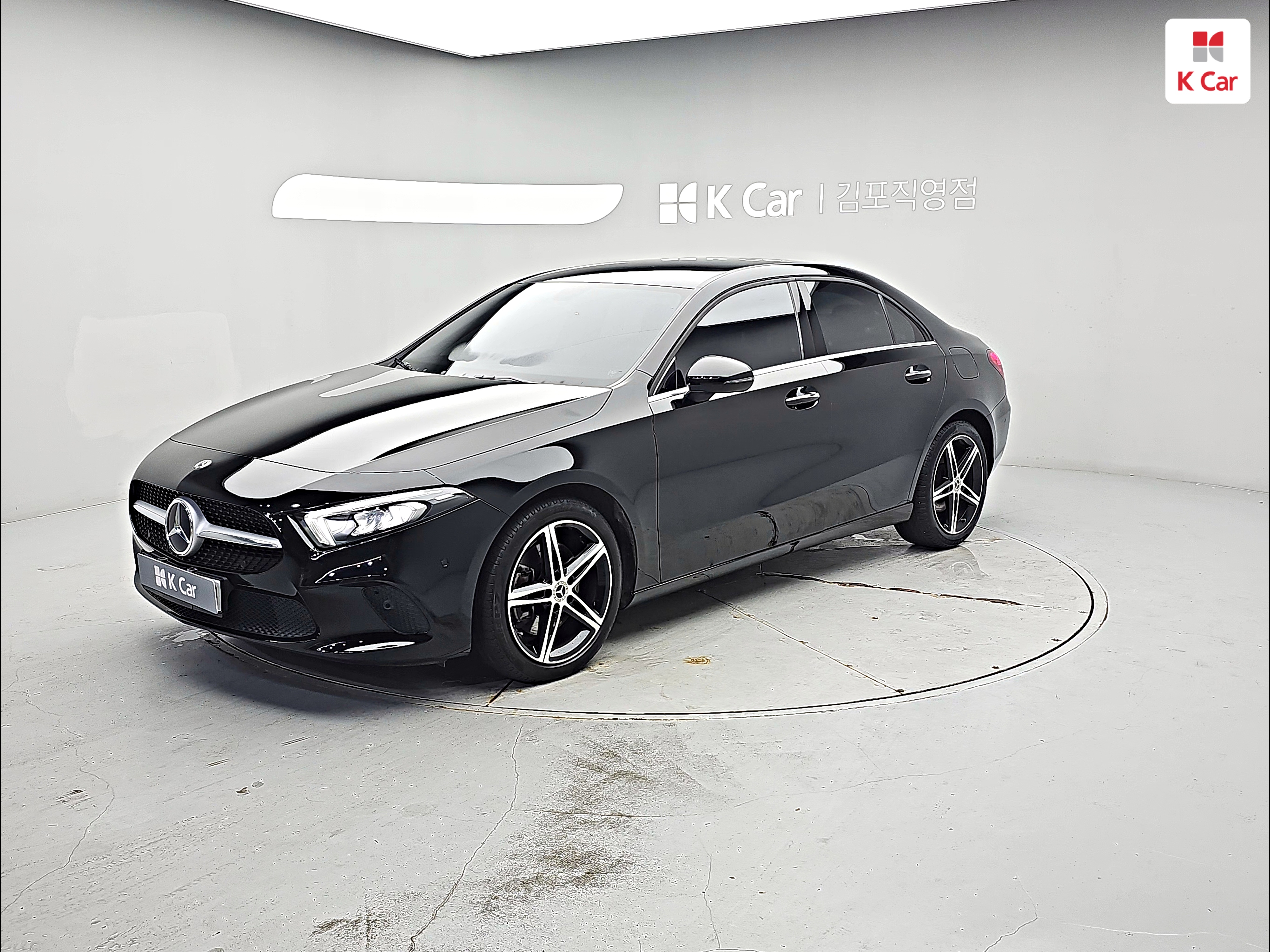 BENZ A-Class (4th Generation) A250 Sedan 4Matic