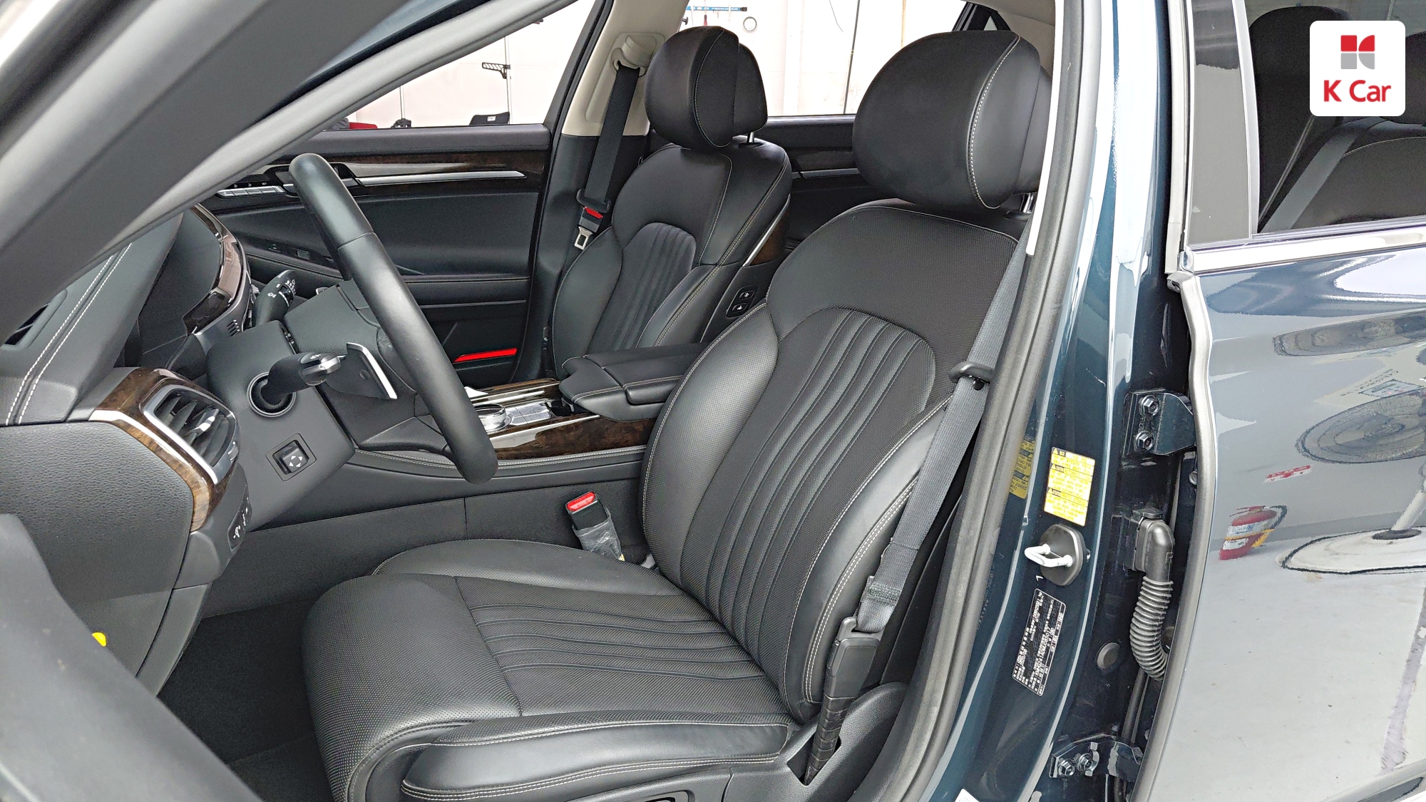 Genesis G90 бензин 4WD 3.3 T Premium, миниатюра 2