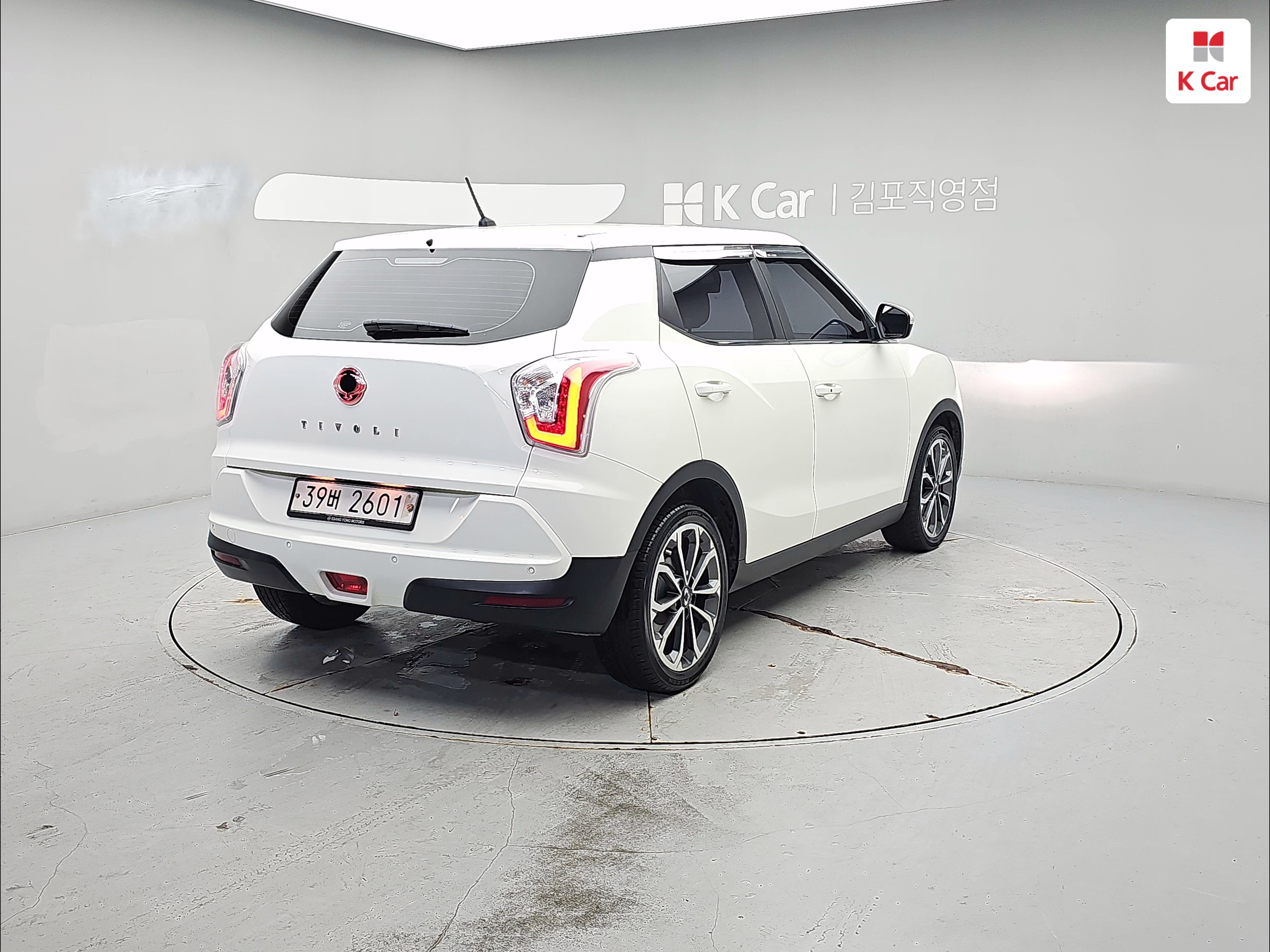KG MOBILITY(SSANGYONG) Tivoli Armour 1.6 Gasoline