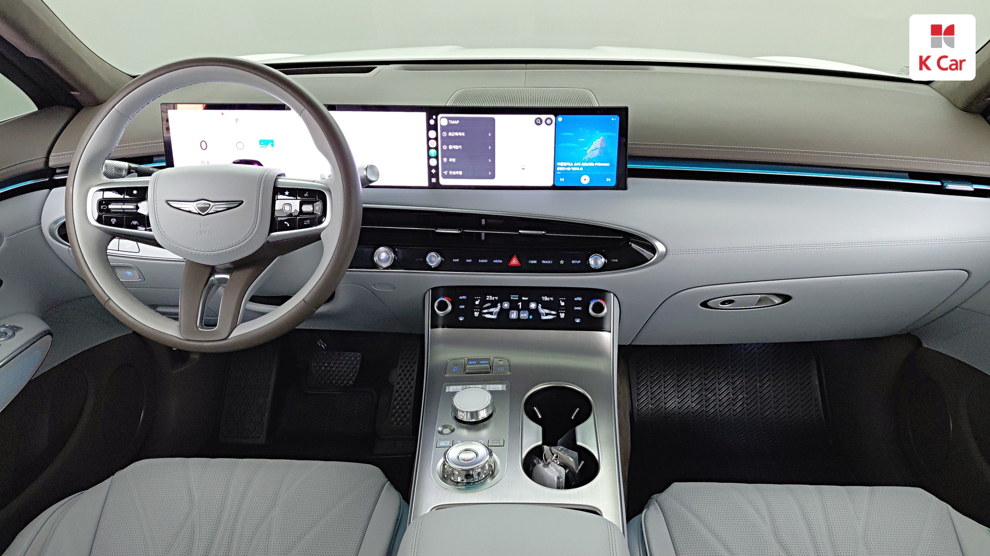 Genesis GV70 бензин Turbo 2.5 2WD, миниатюра 3