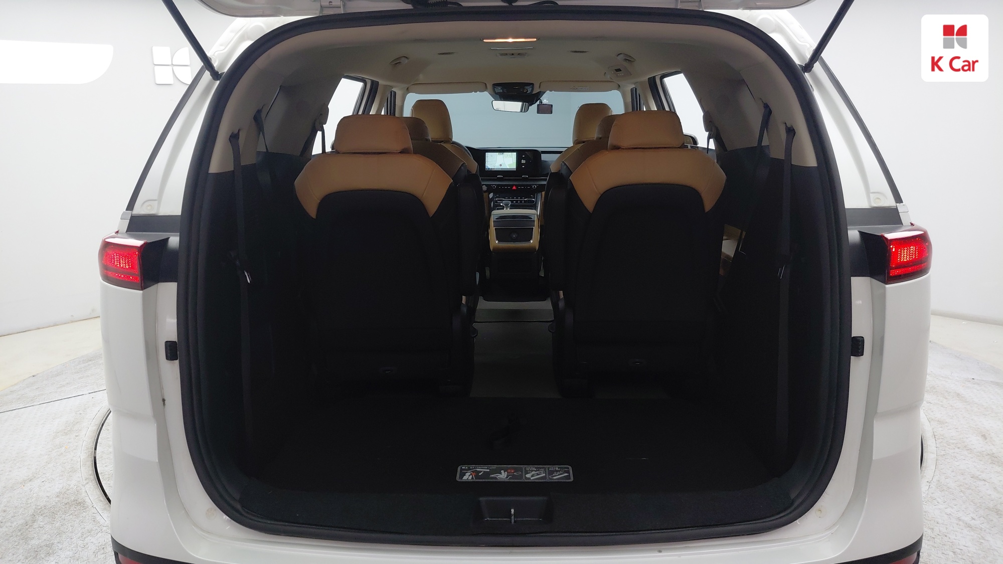 Kia Carnival дизель 2.2 (9 мест) Prestige, миниатюра 24