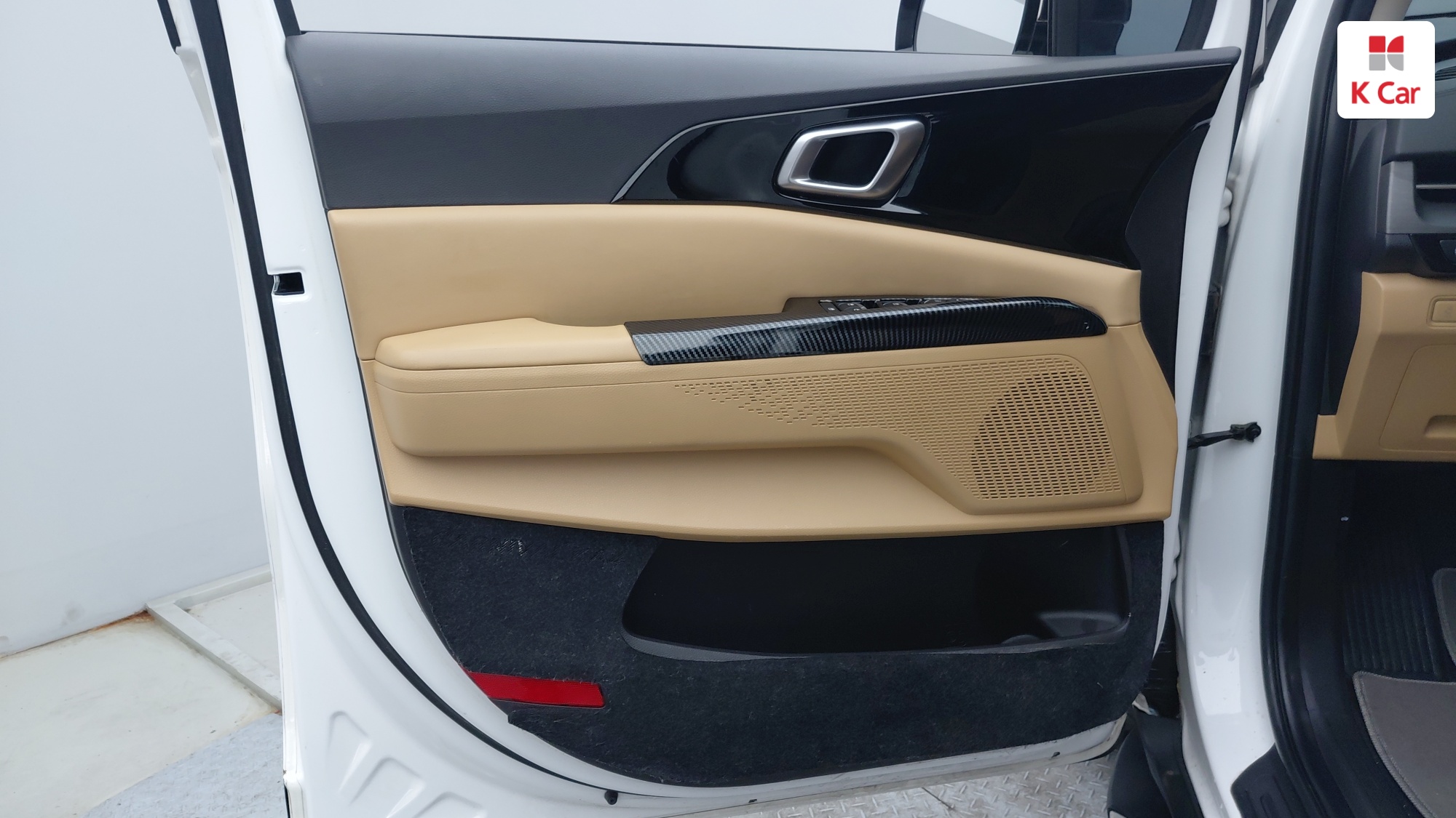 Kia Carnival дизель 2.2 (9 мест) Prestige, миниатюра 11
