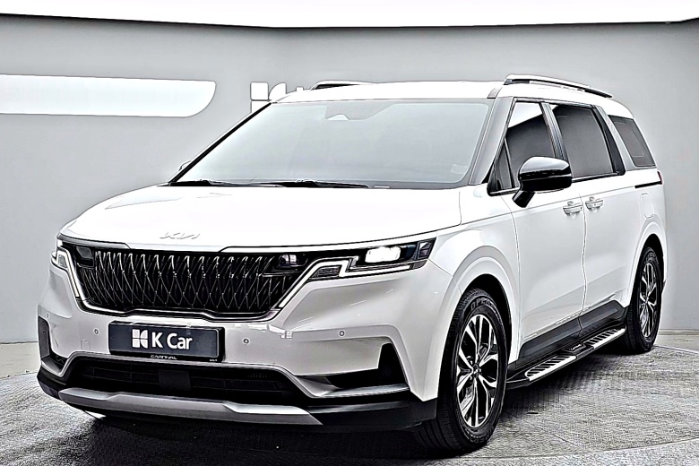 Kia Carnival дизель 2.2 (9 мест) Prestige