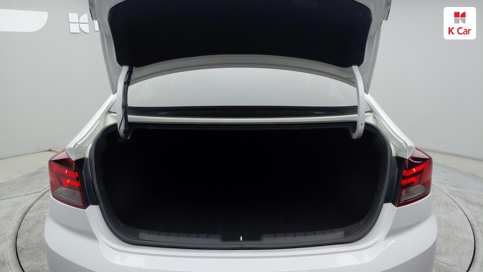 Hyundai Avante AD, миниатюра 20