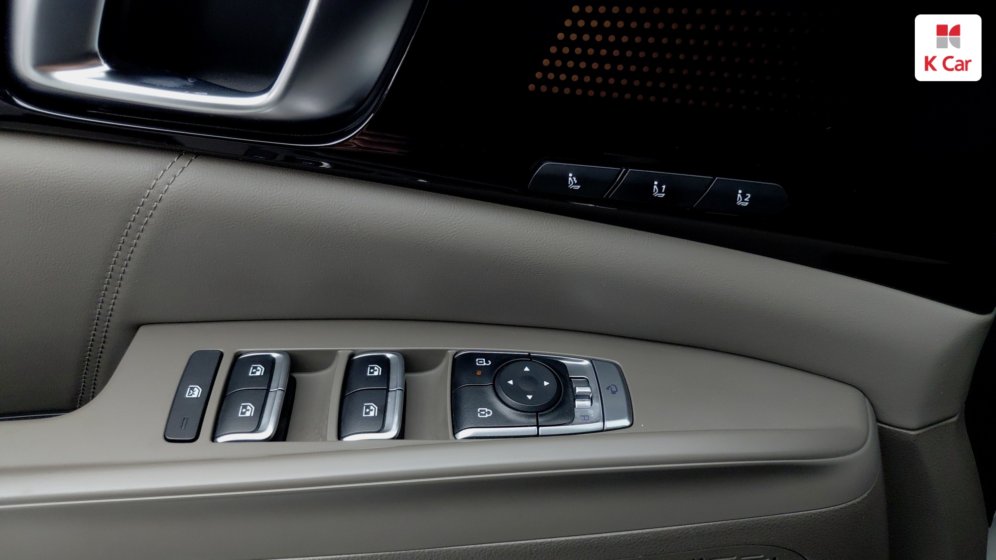 Kia Carnival бензин 3.5 9 мест Signature, миниатюра 24