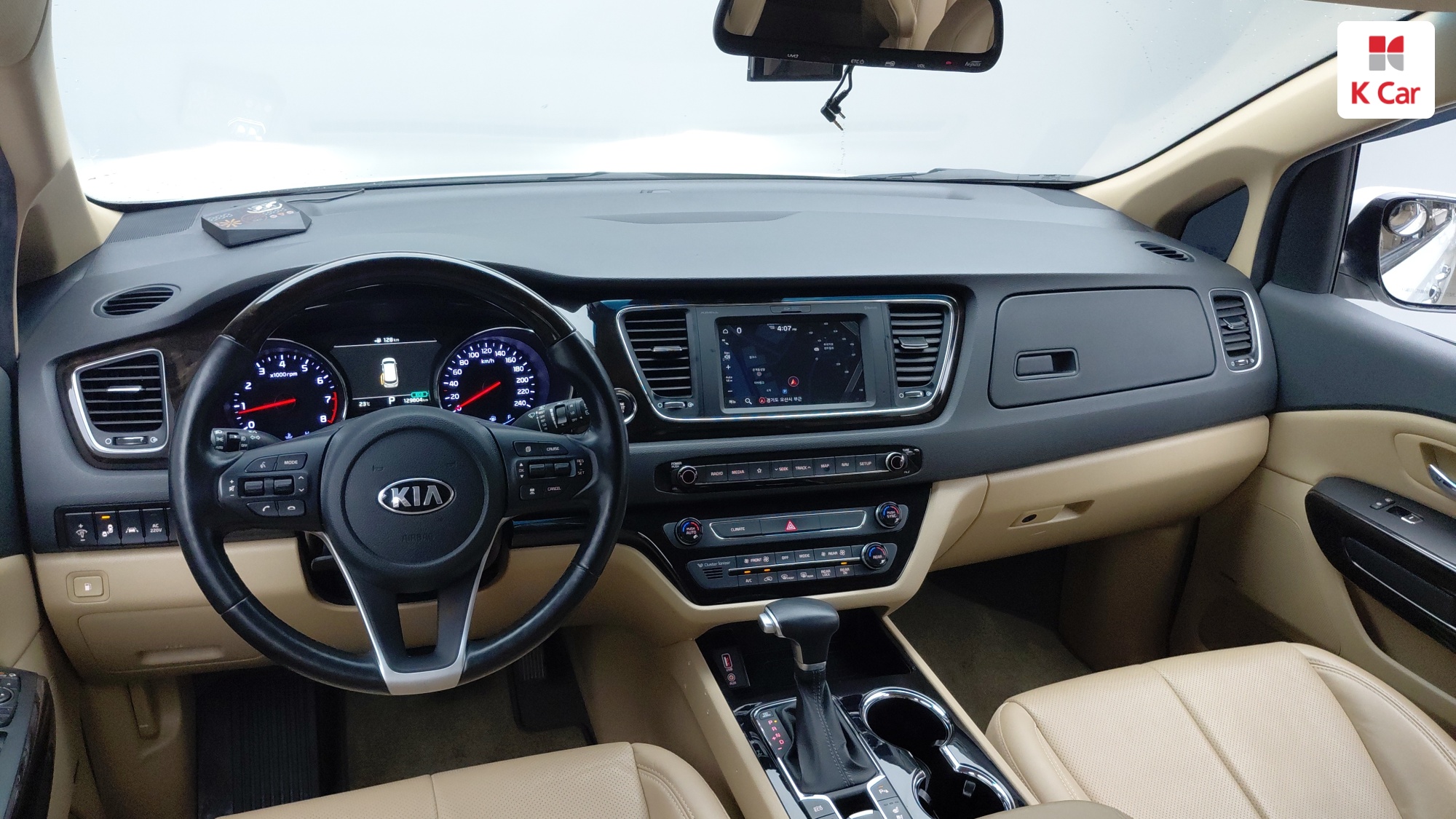 Kia Carnival бензин 9 мест, миниатюра 3