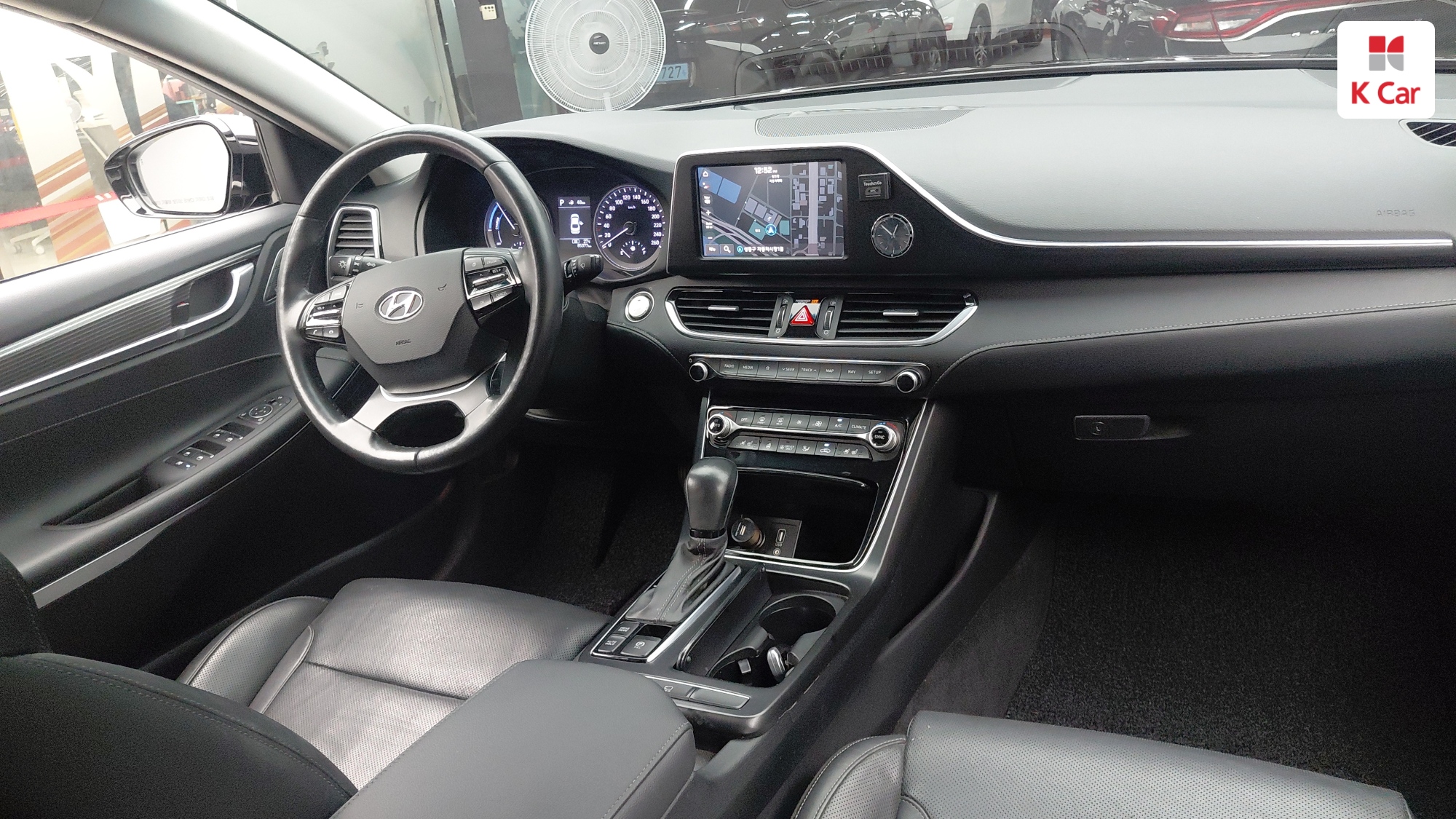 HYUNDAI Grandeur IG Hybrid 2.4 HEV