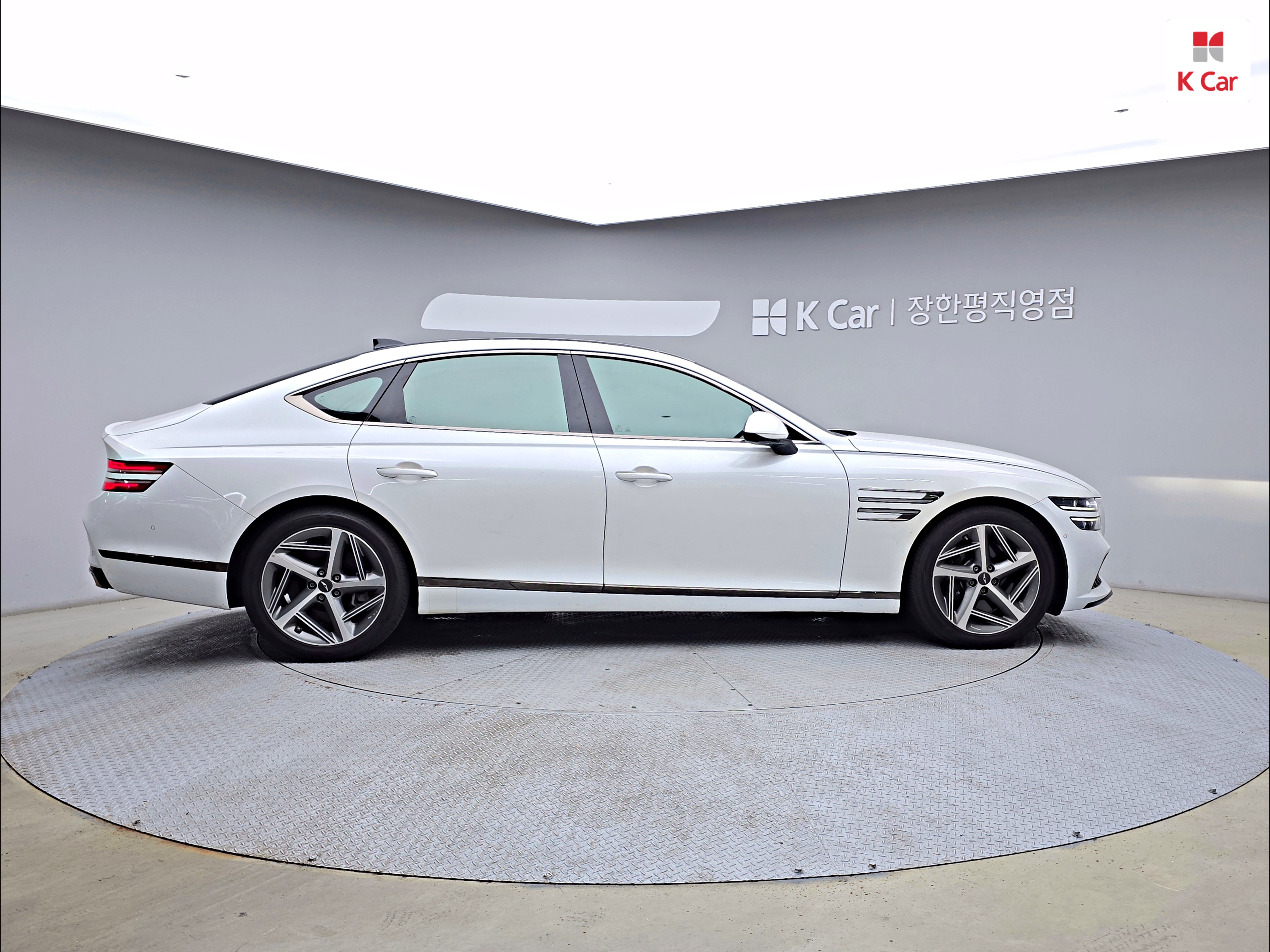 GENESIS The All New G80 Gasoline 2.5 2WD