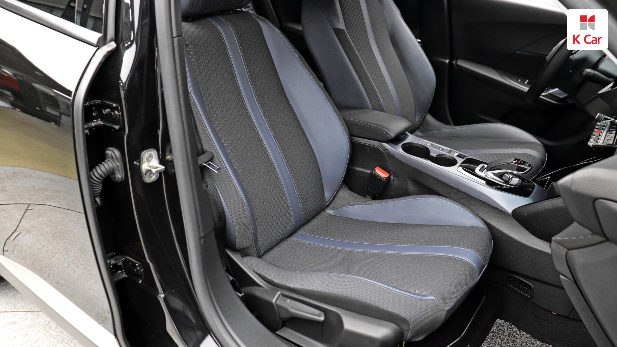 Peugeot E-2008, миниатюра 7