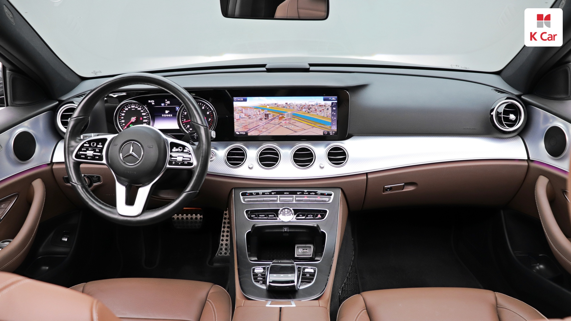 Mercedes-Benz E-Class E250, миниатюра 12