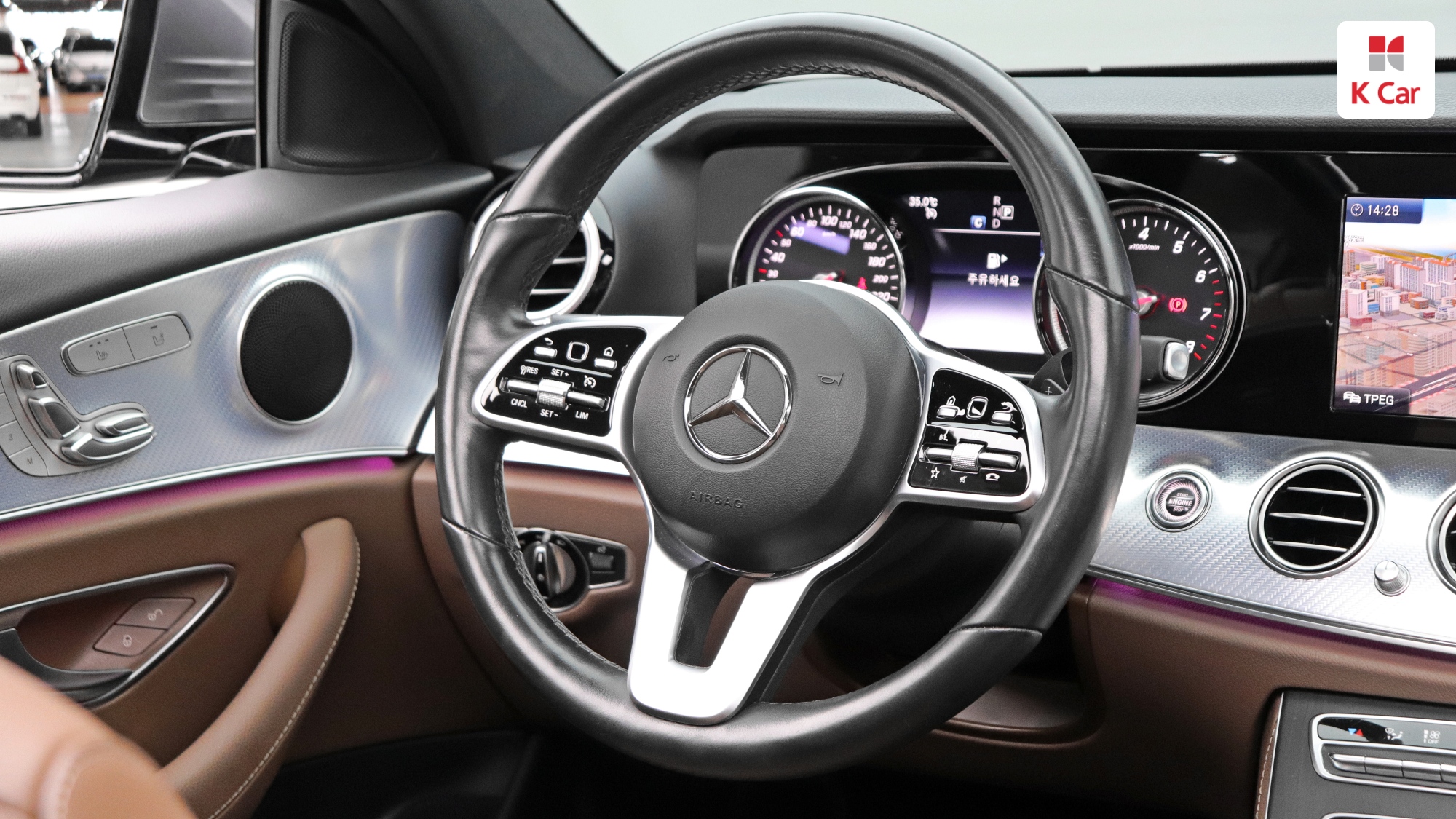 Mercedes-Benz E-Class E250, миниатюра 14