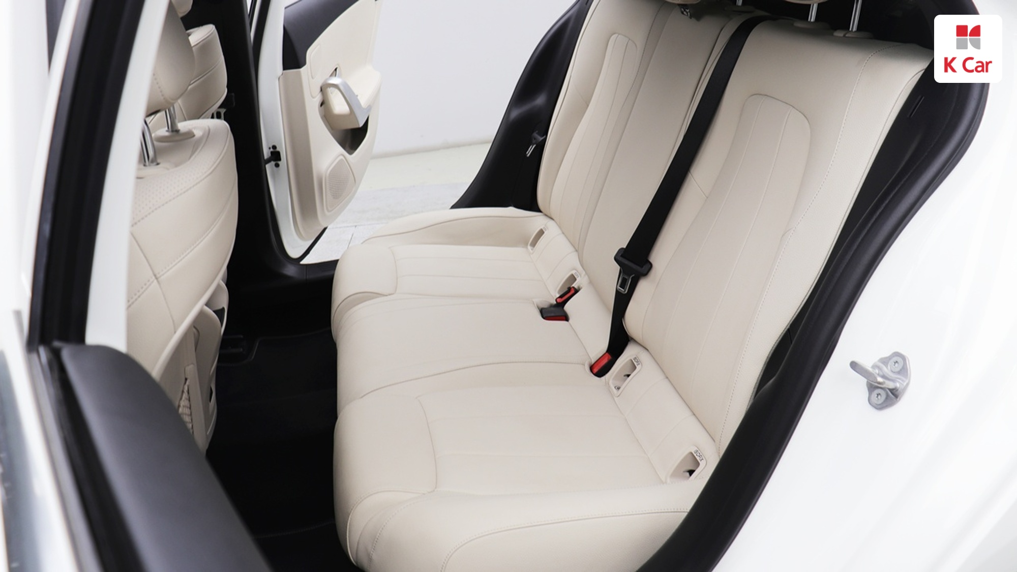 Mercedes-Benz A-Class бензин 2WD A220, миниатюра 6