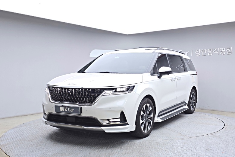Kia Carnival дизель 2.2 (9 мест) Signature