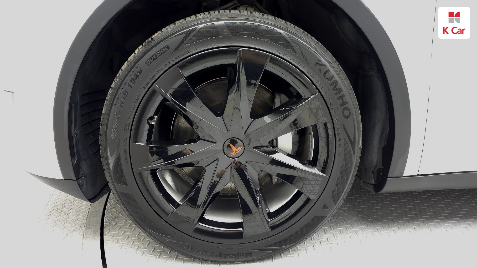 Tesla Y RWD, миниатюра 9