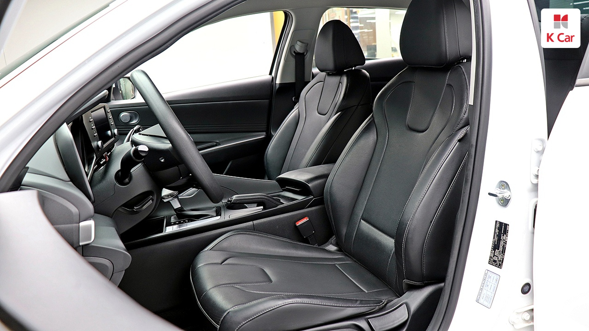 Hyundai Avante бензин 1.6, миниатюра 3