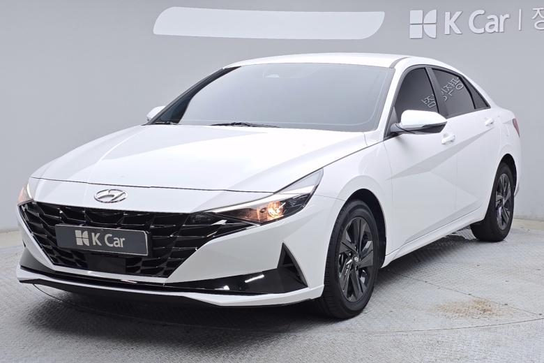 Hyundai Avante гибрид (CN7)