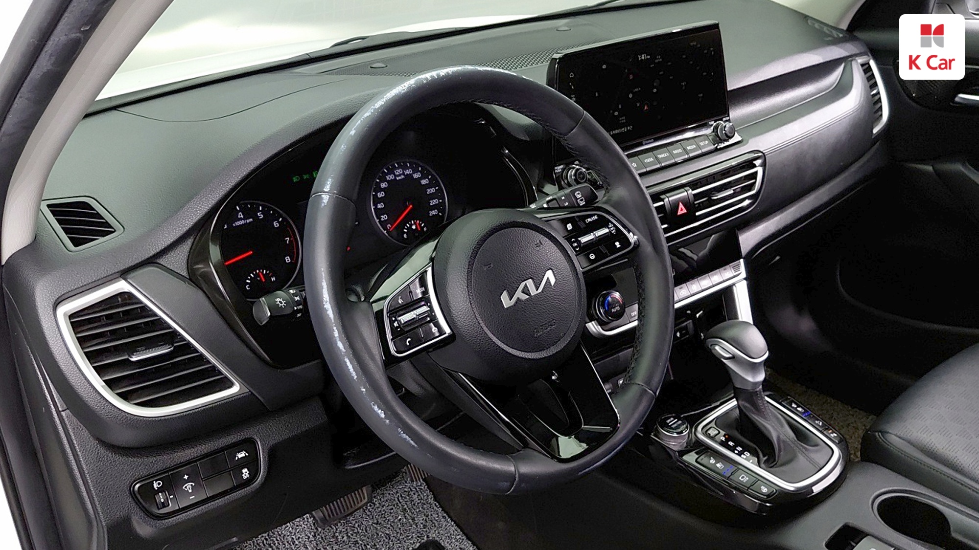 Kia Seltos бензин Turbo 1.6 2WD Signature, миниатюра 21