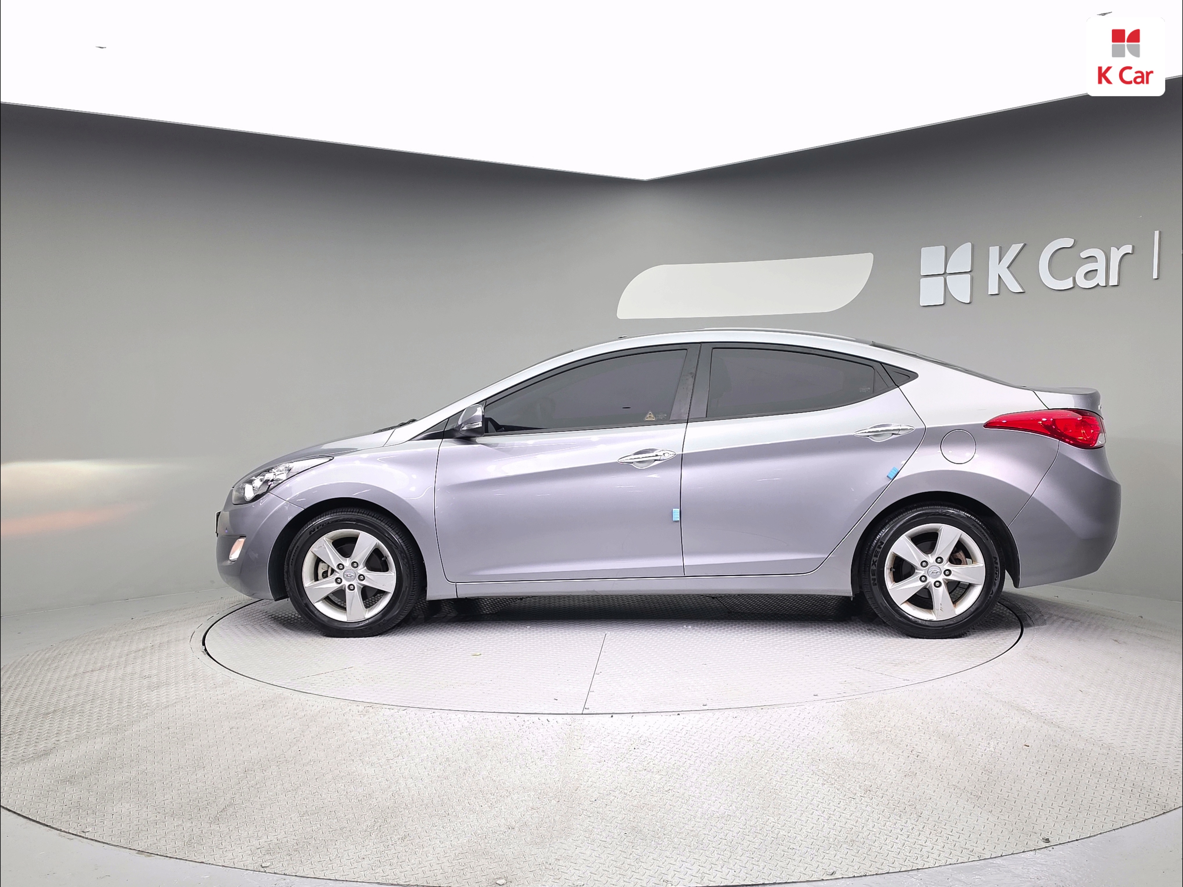 HYUNDAI Avante MD M16 GDi