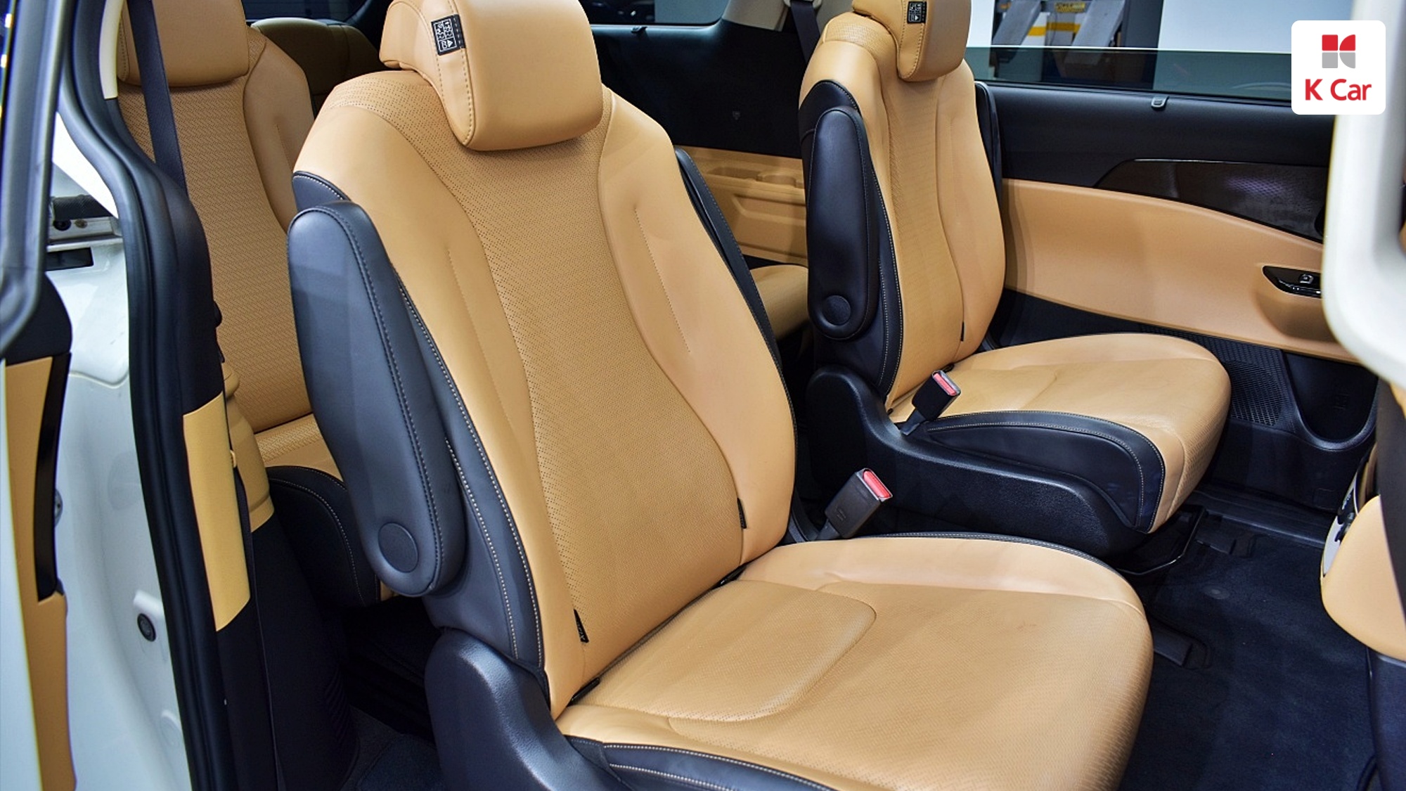 Kia Carnival бензин 3.5 (9 мест) Signature, миниатюра 11