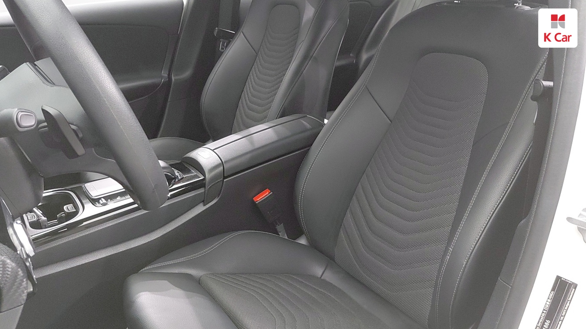 Mercedes-Benz A-Class бензин 4WD A250 4MATIC, миниатюра 21