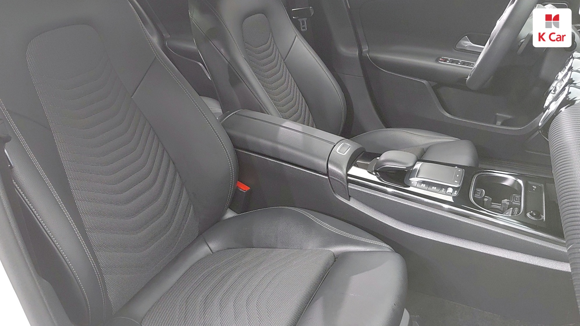 Mercedes-Benz A-Class бензин 4WD A250 4MATIC, миниатюра 29