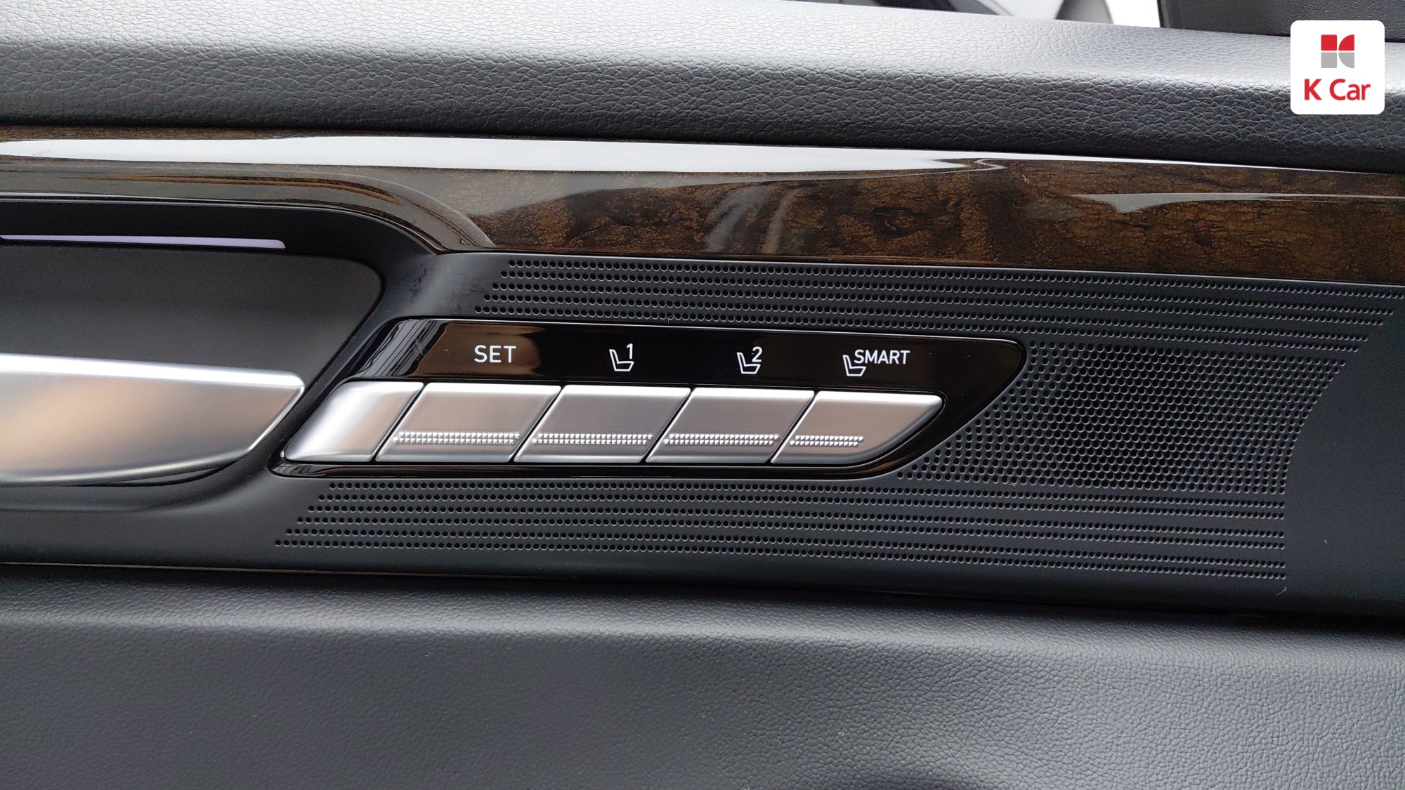 Genesis G90 бензин 4WD 3.8 Premium, миниатюра 12
