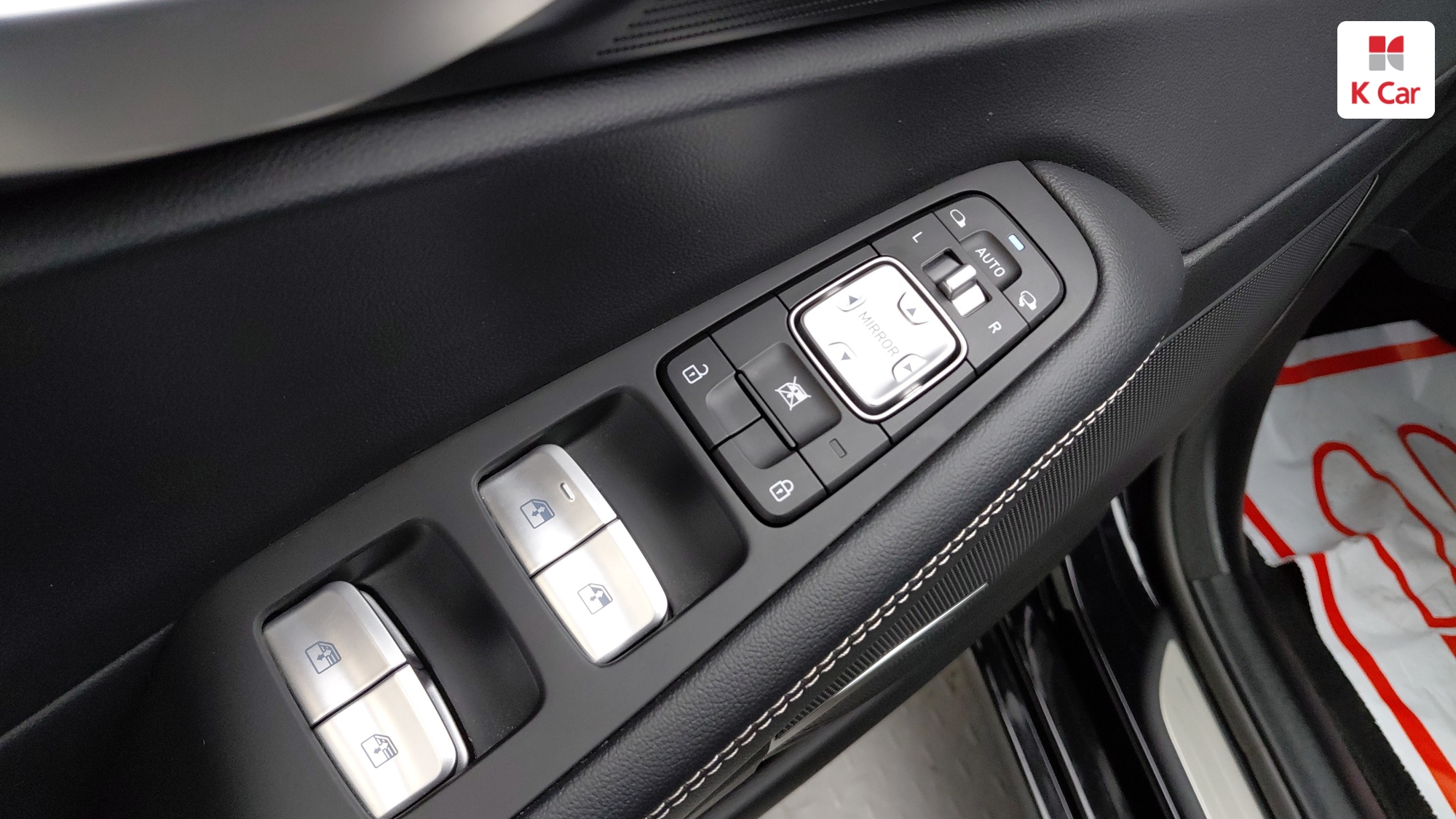 Genesis G90 бензин 4WD 3.8 Premium, миниатюра 13