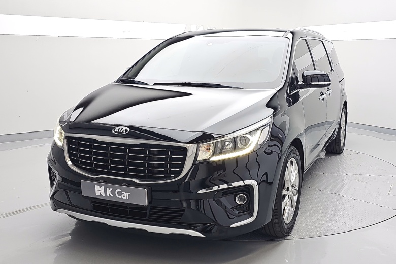Kia Carnival 9 мест Prestige
