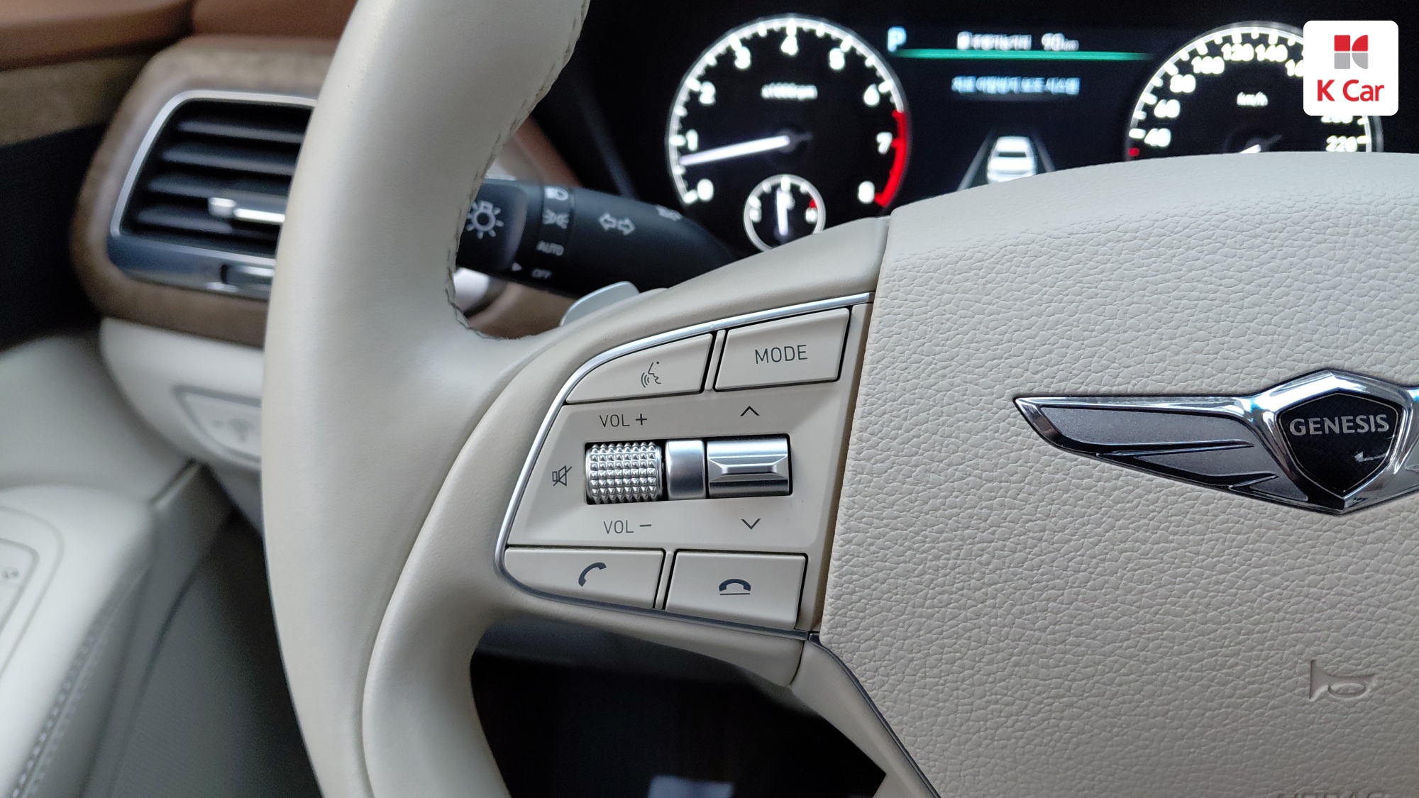 Genesis G90 бензин 4WD 3.8 Premium, миниатюра 16