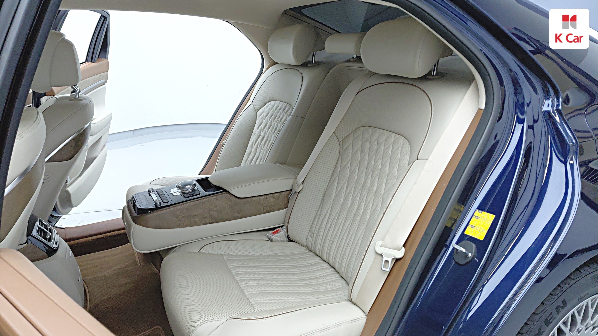 Genesis G90 бензин 4WD 3.8 Premium, миниатюра 4