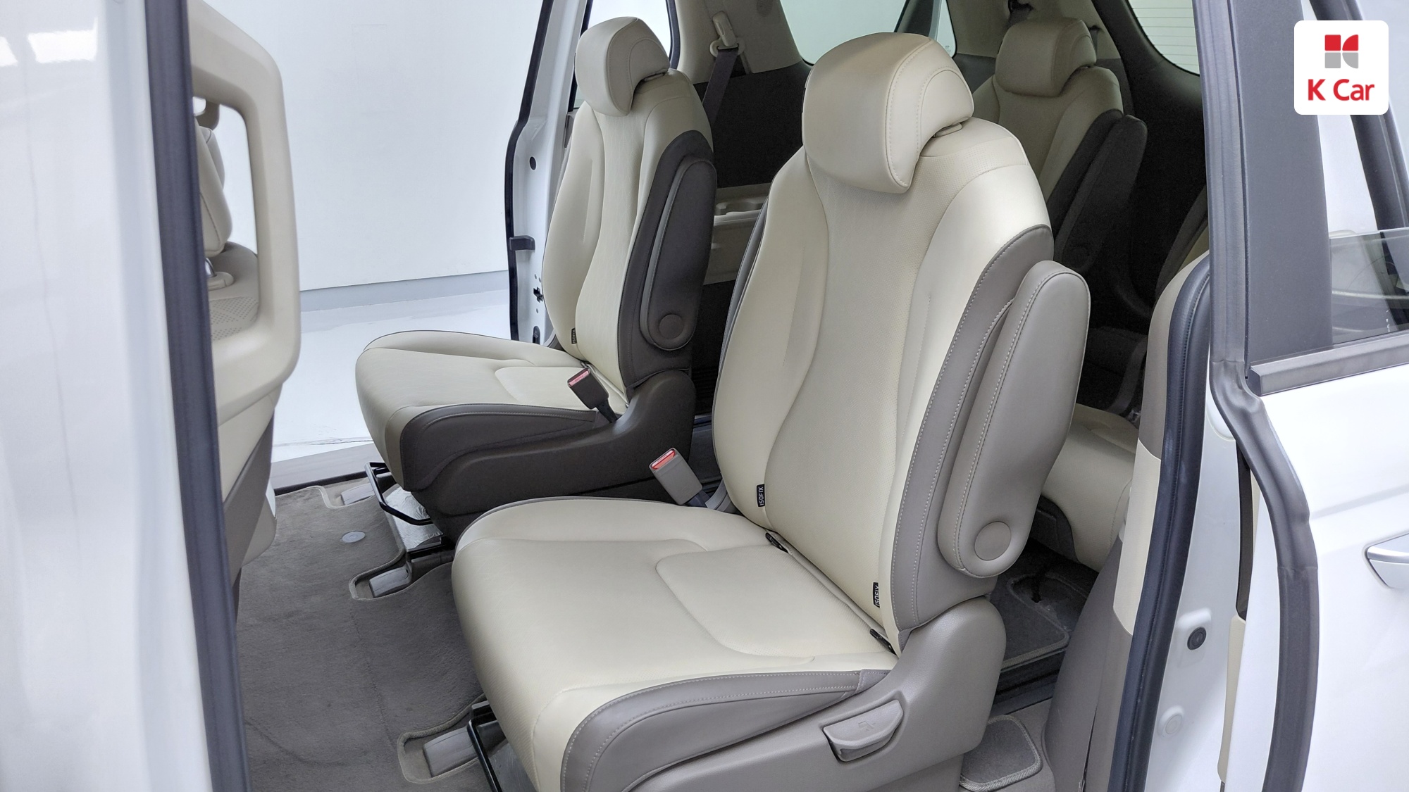 Kia Carnival дизель 2.2 (9 мест) Prestige, миниатюра 6