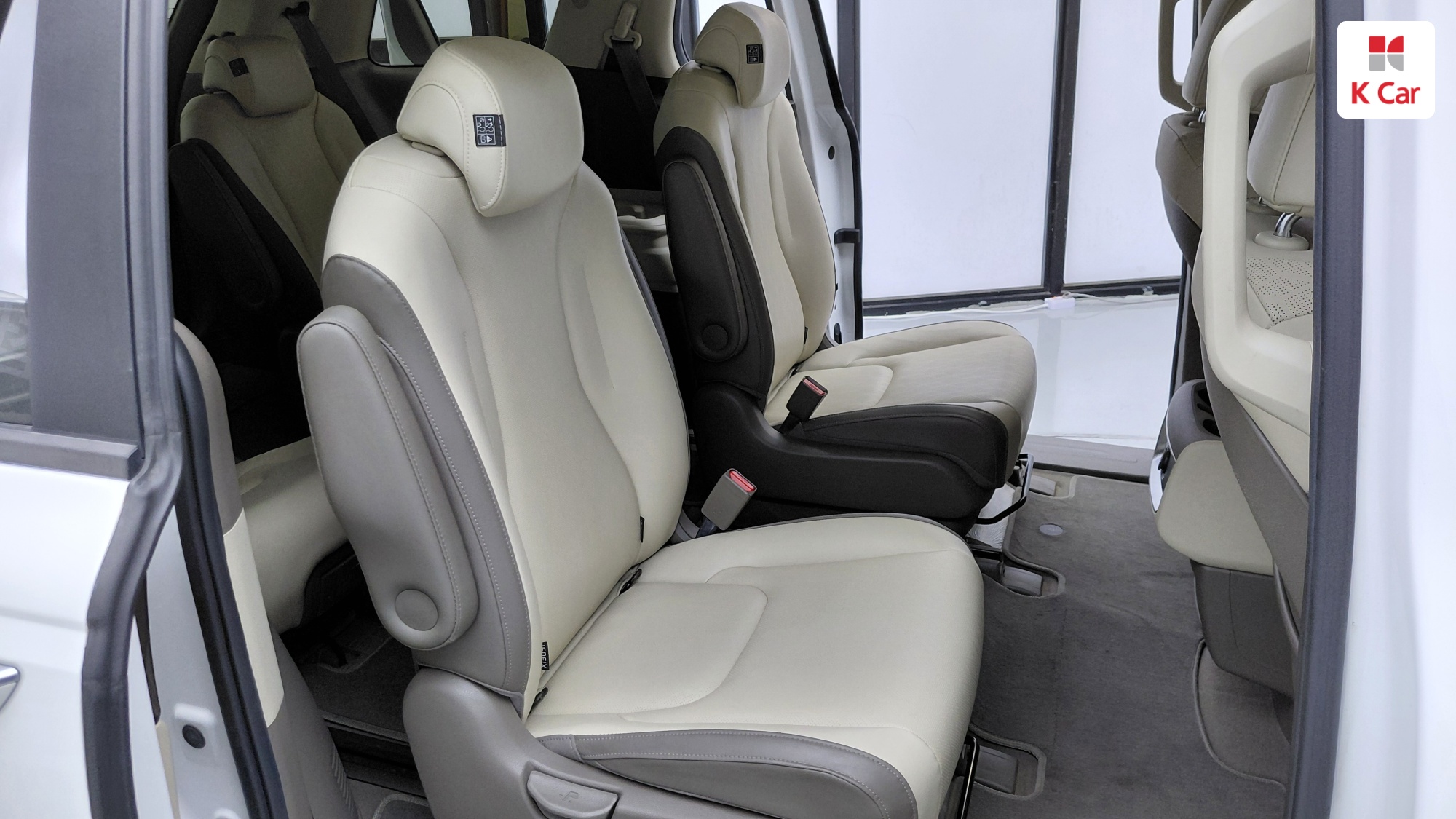 Kia Carnival дизель 2.2 (9 мест) Prestige, миниатюра 9