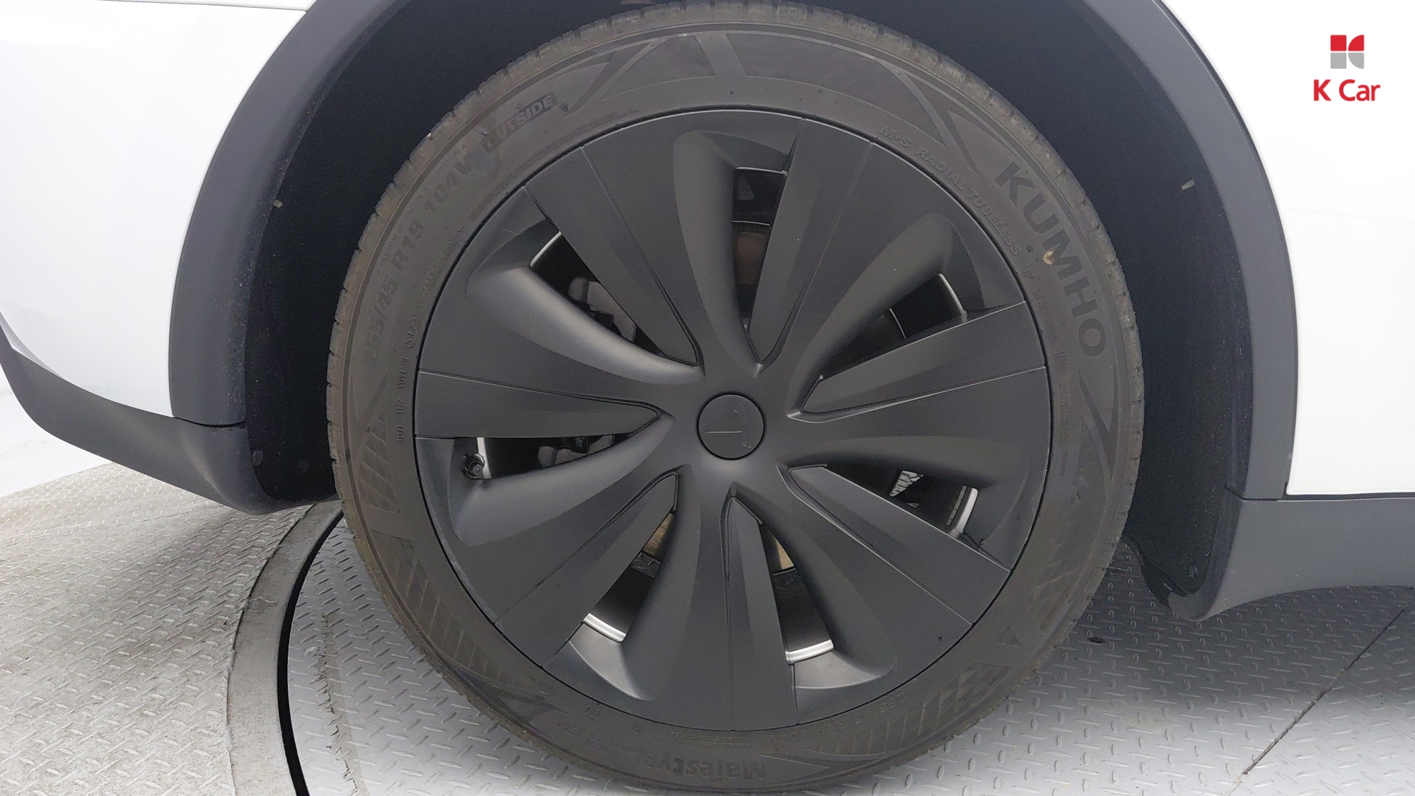 Tesla Y RWD, миниатюра 30